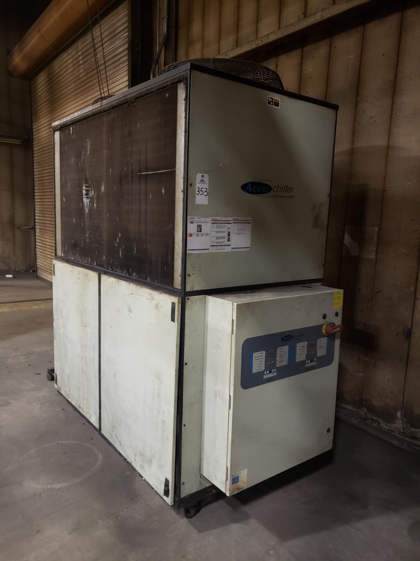 Thermal Care Accu Chiller, M# LQ2A2003LXB, S/N 13422010608 | Rig Fee: $125