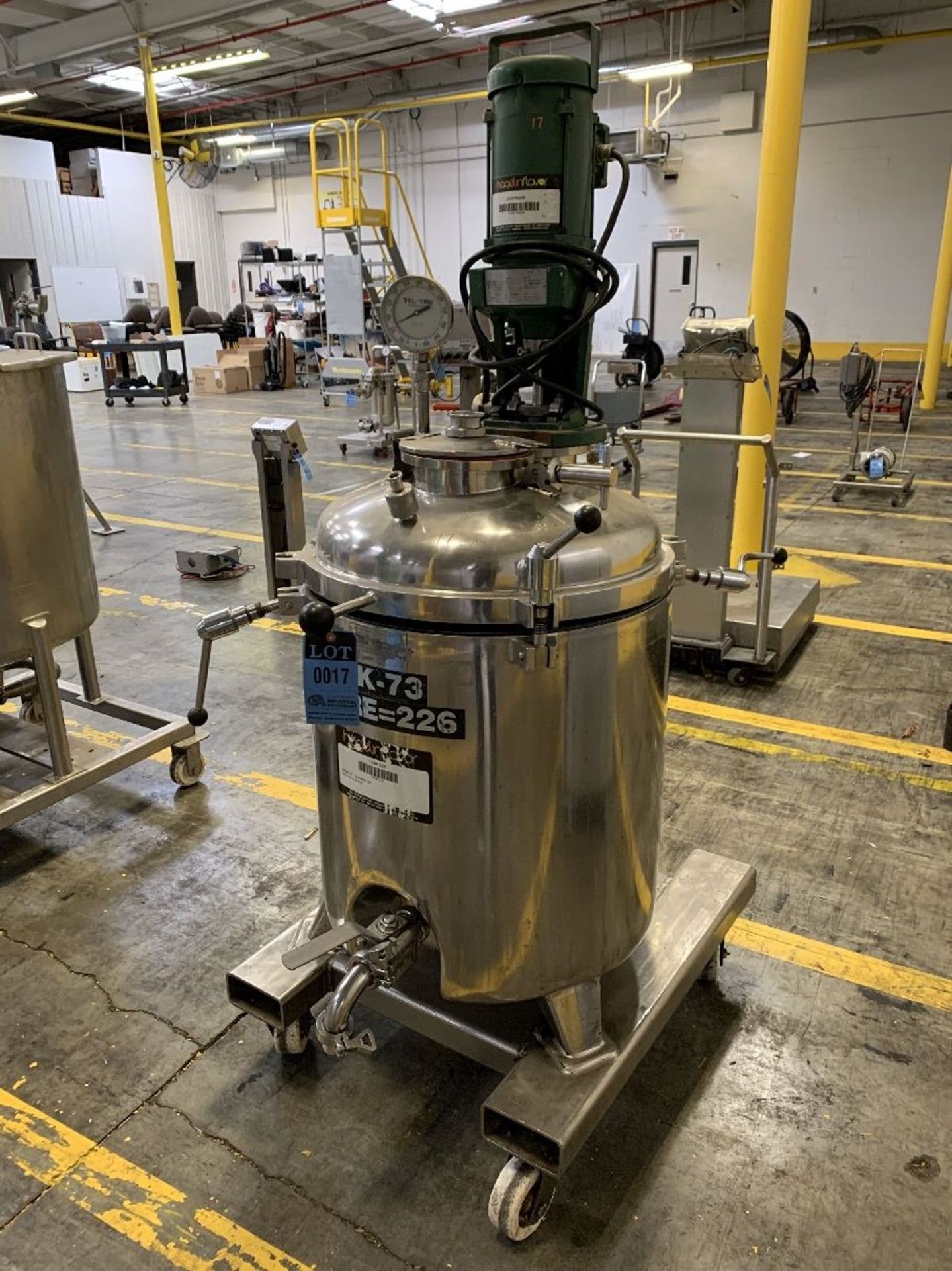 35 GALLON REACTOR: IBS-HENINRICHPORTABLE STAINLESS STEEL JACKETED REACTOR TANK WITH | Rig Fee: $100