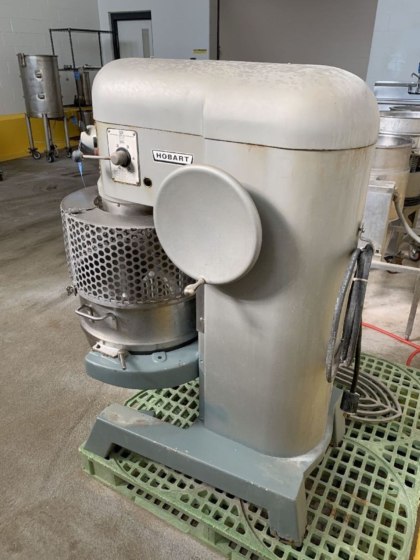 HOBART 80 QUART MIXER MODEL L-800; S/N 11-043-672, 1.5 HP, 60 HZ, 3-PHASE WITH (3) | Rig Fee: $300 - Image 3 of 7