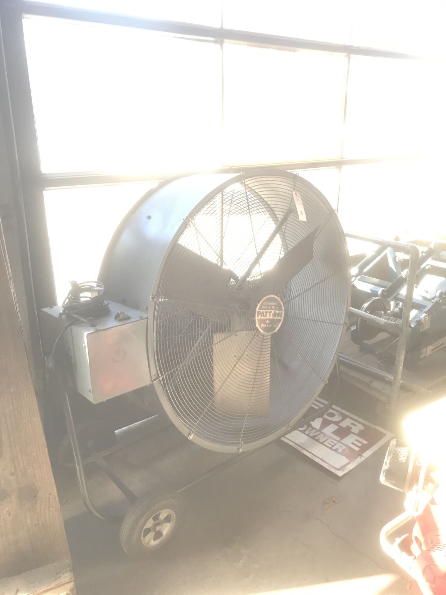 Patton 45" Air Circulator on wheels - Image 2 of 2