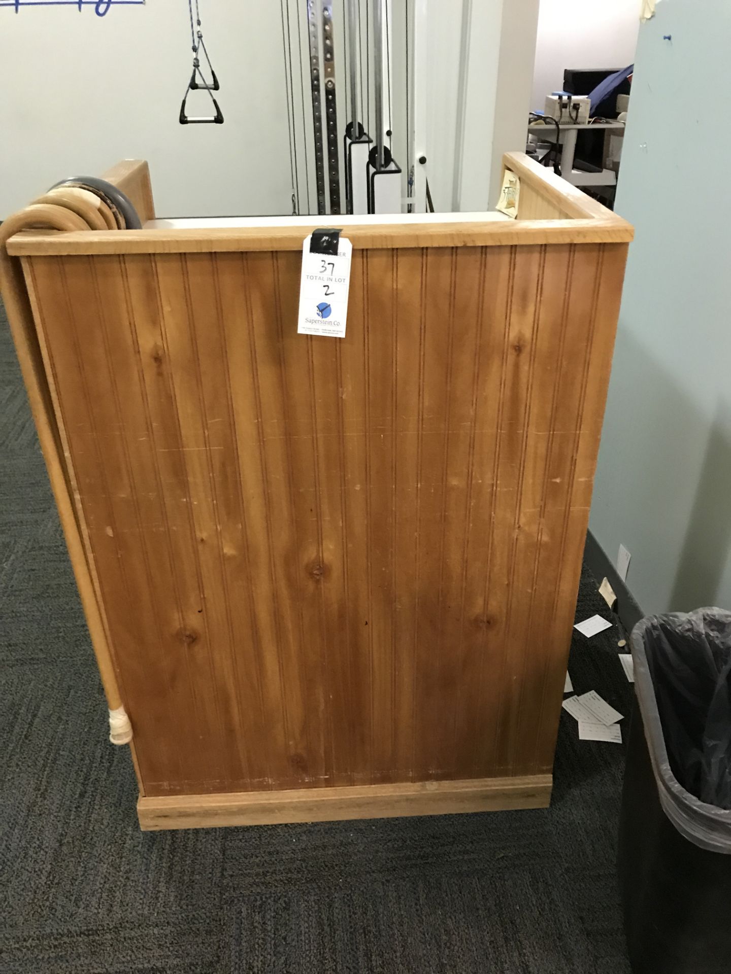 {LOT} (2) Wood Podiums