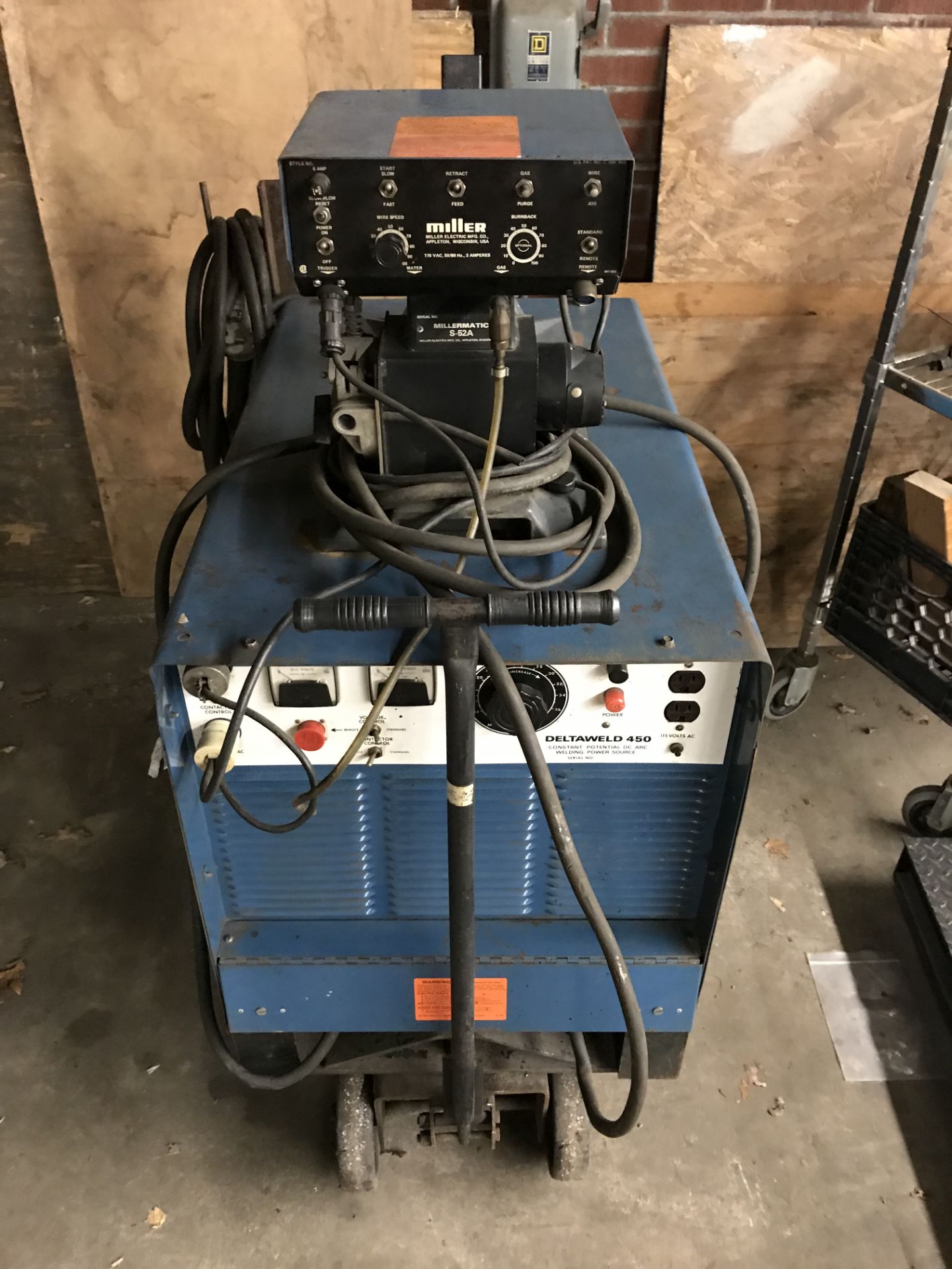 Deltaweld 450 MIG Wlder w/Miller S-52A Wire Feeder