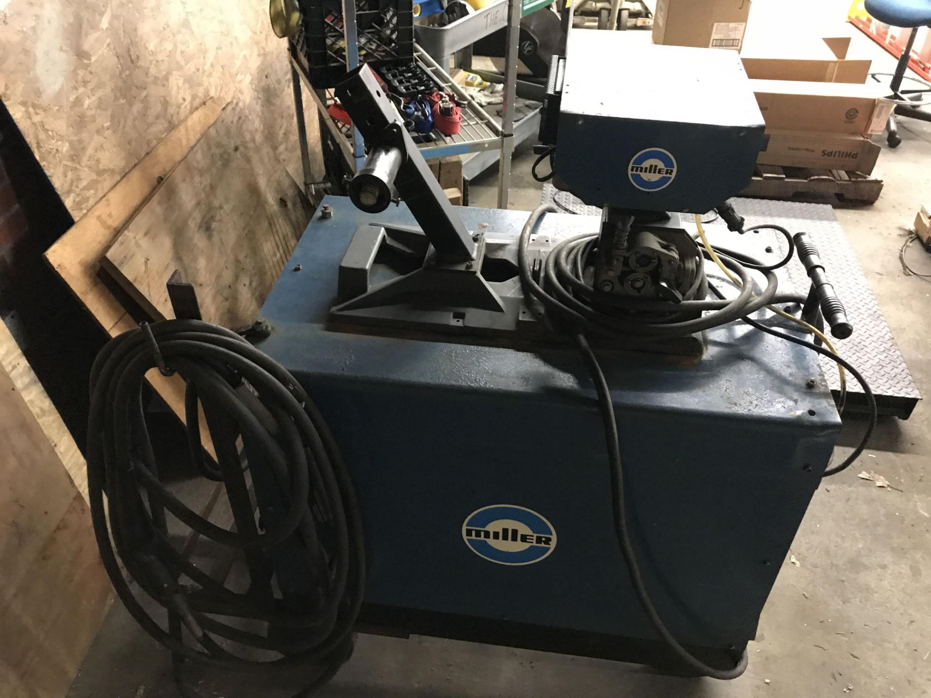 Deltaweld 450 MIG Wlder w/Miller S-52A Wire Feeder - Image 5 of 5