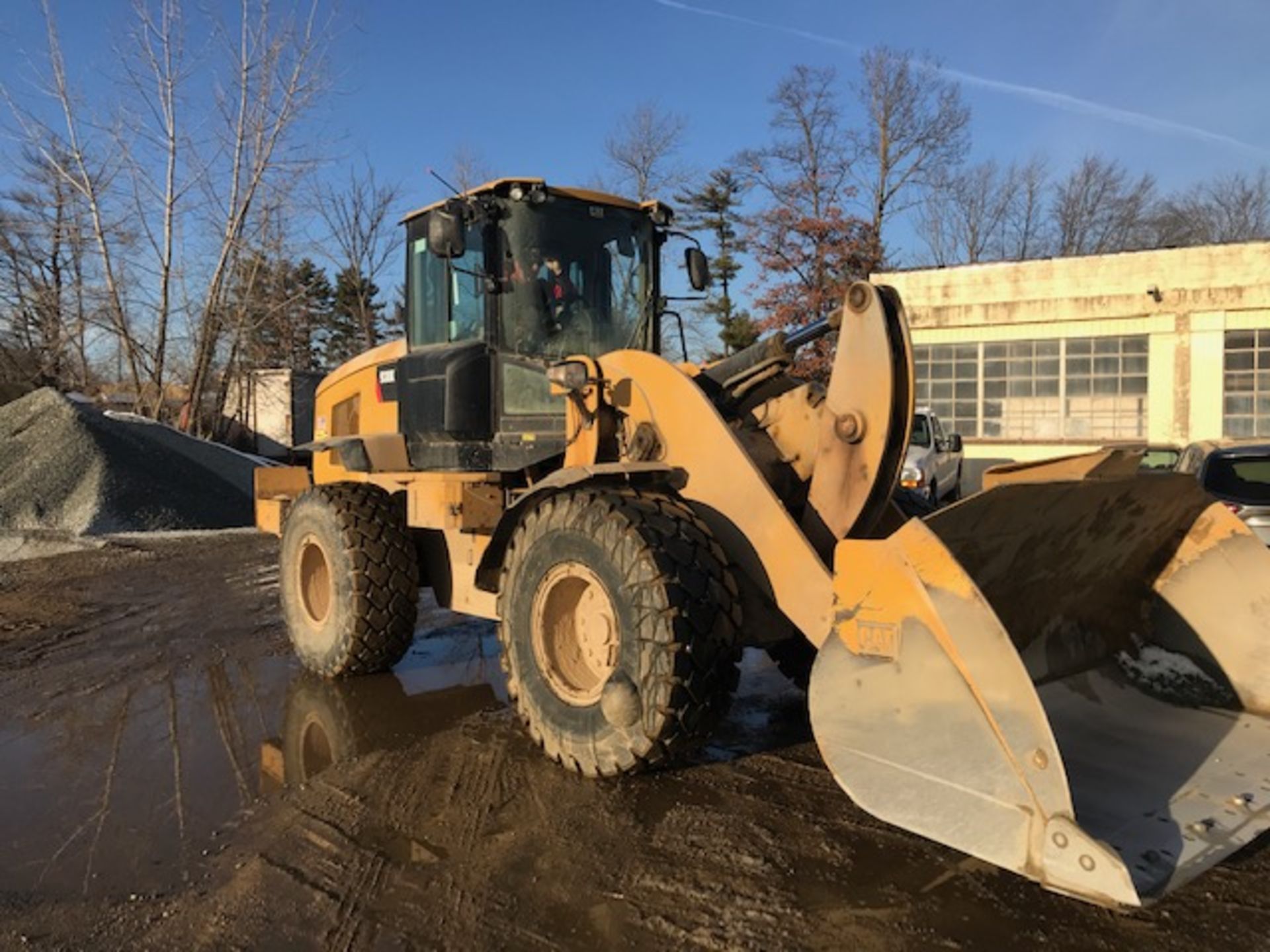 2014 Caterpillar 938K Rubber Tire, Articulated Loader with 6 Yard Bucket. Hours: 6,230 - See Desc. - Image 2 of 8