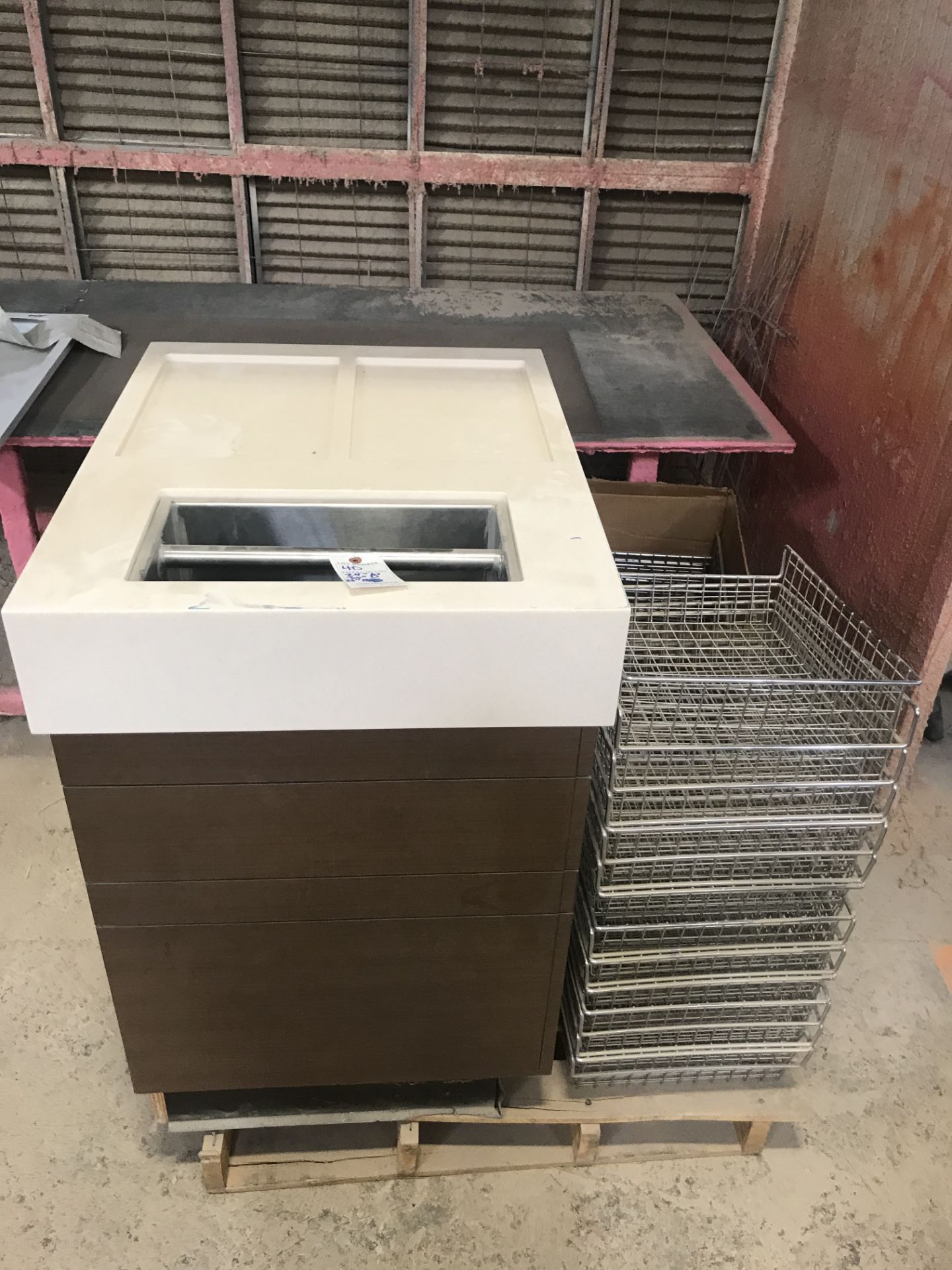 Laminate Base, Trash Tray and Napkin Station