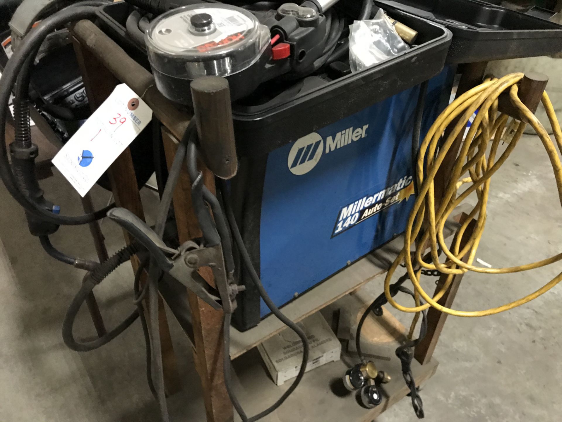 Miller Matic #140 Mig Welder w/Cart & Spoolmate 100