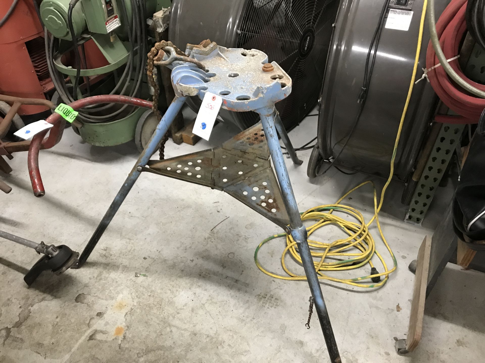 TriStand Pipe Vice