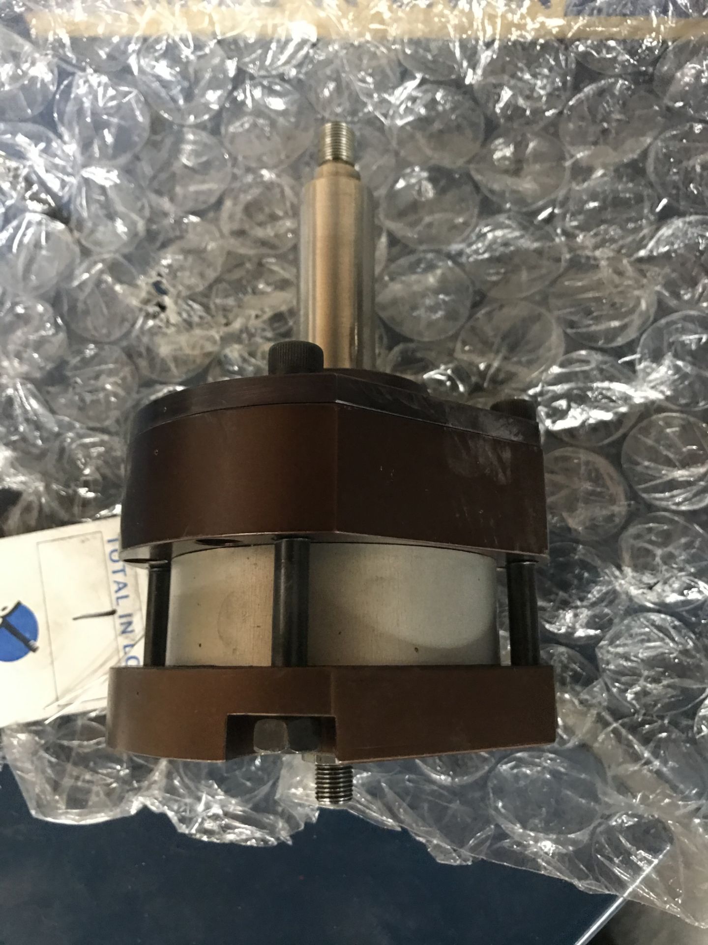 Pneumatics Actuator #X0CN-00E4C-AAAO Bore of 3 & Stroke of 1/4 (NEW)