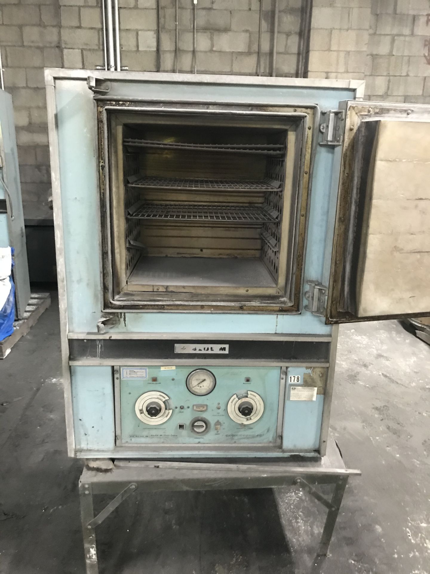 Blue M #POM7-206C Lab Oven - Image 4 of 4