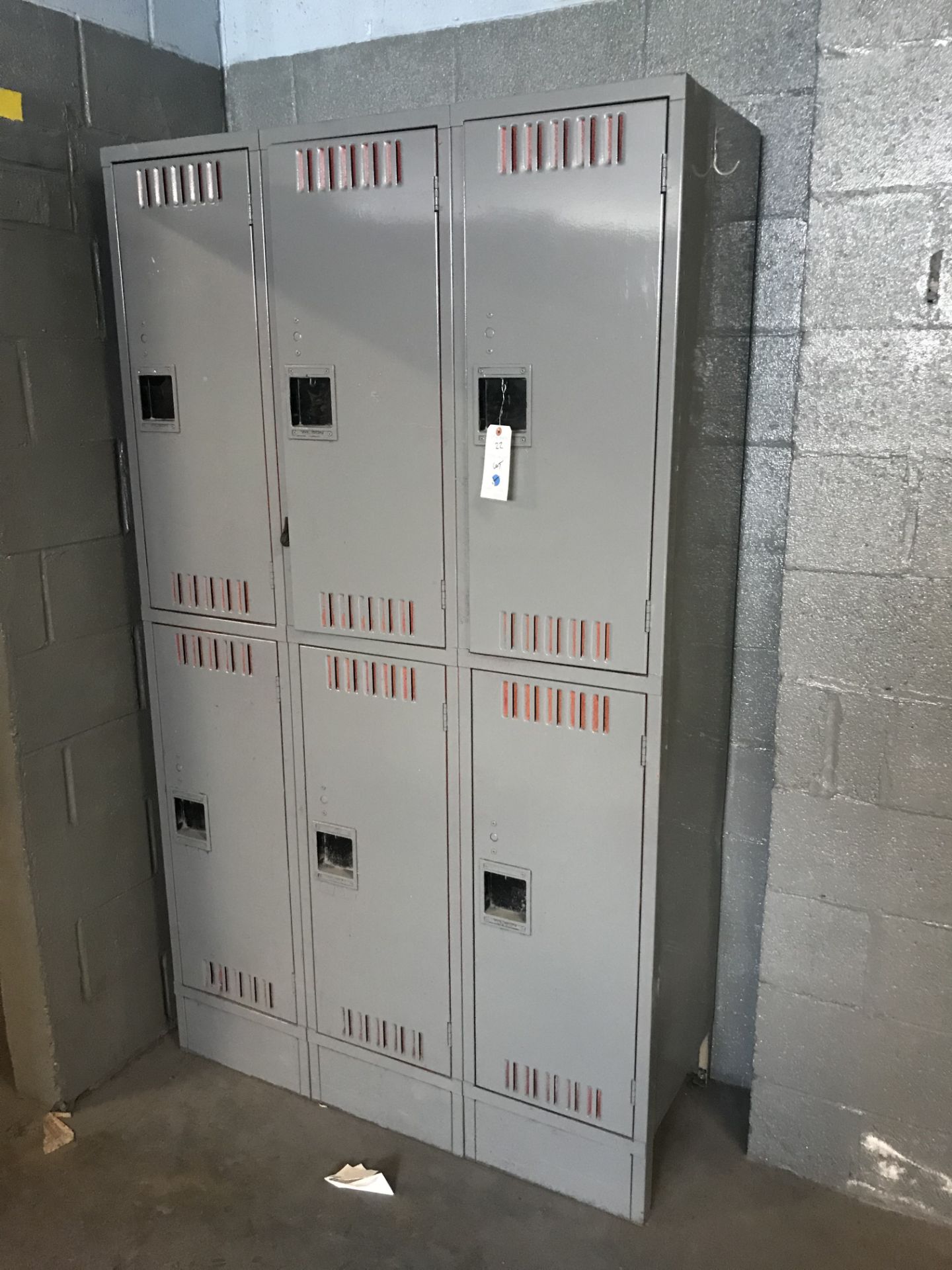 {LOT} Asst. Sized Lockers in Locker Room