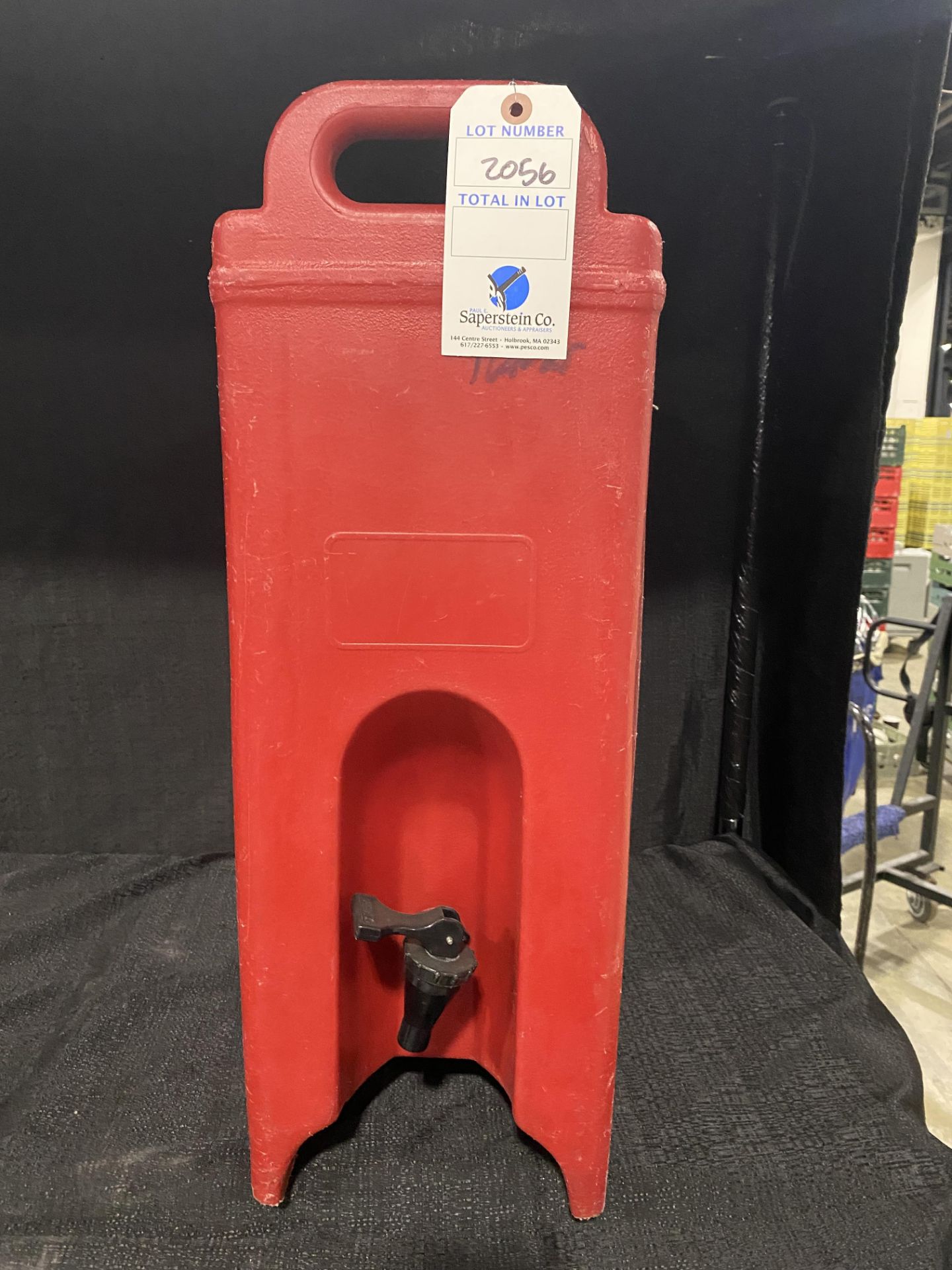 Cambro Insulated Liquid Dispenser w/Spigot (Red)