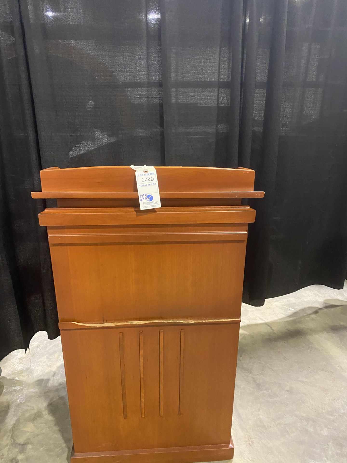 Wood Portable Podium Manual Adjustable Height w/Lighting & Cover Dimensions: