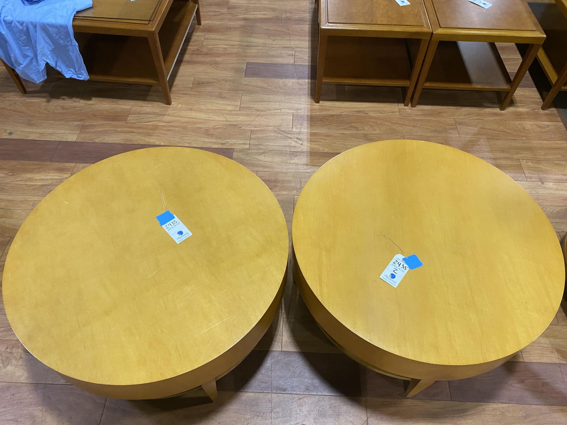 2' Wood Coffee Tables 3' Round