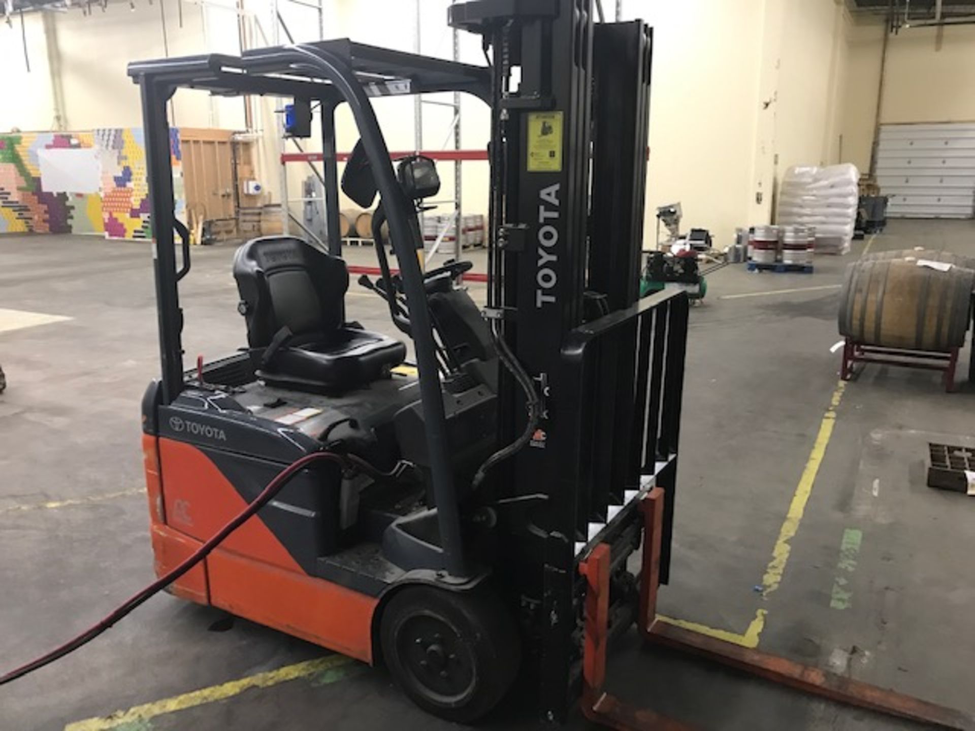 2016 Toyota #8FBES150, Electric 3-Wheel Forklift, 189", 3 Mast, 3000 Lb. w/Hawker Charger - See Desc - Image 2 of 3