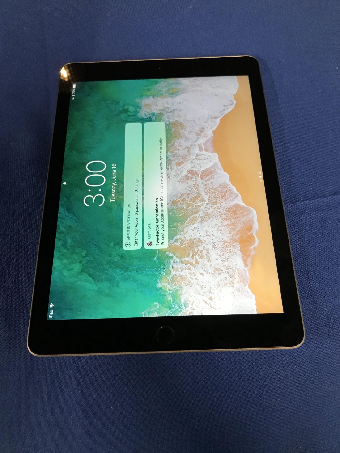 Apple IPad 9.7 inch (2017) A1822 5th Generation, 32gb Storage SN:GCTVPPAPHLF9 - Image 2 of 2