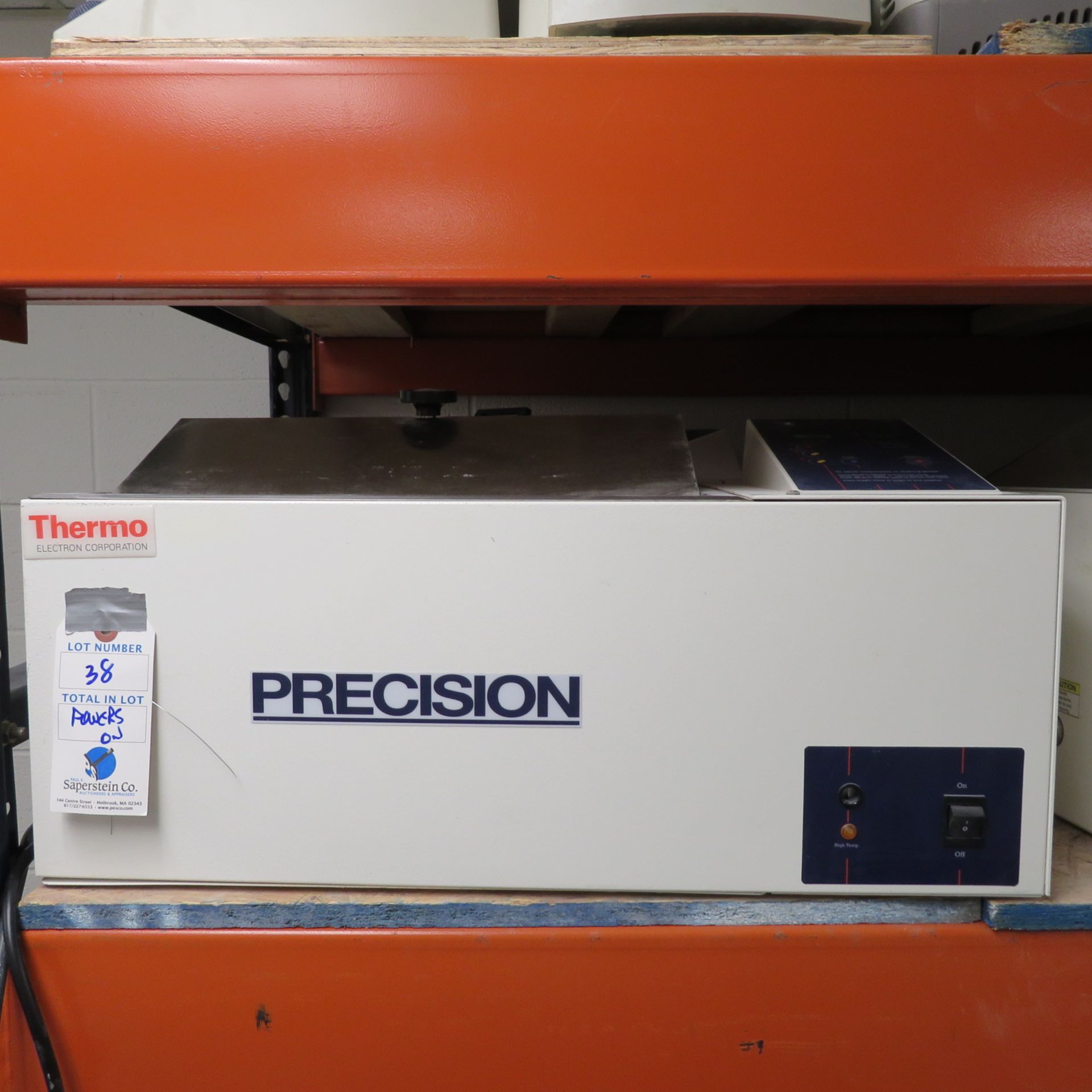 PRECISION 2876 SHAKING INCUBATOR-POWERS ON