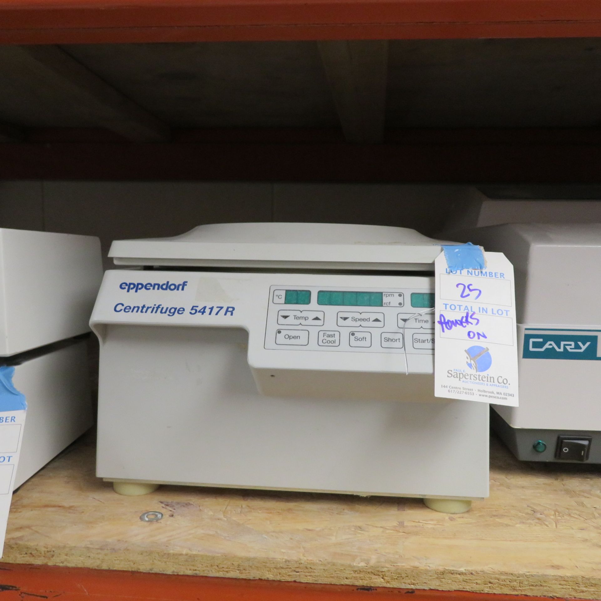 EPPENDORF 5417R CENTRIFUGE-POWERS ON