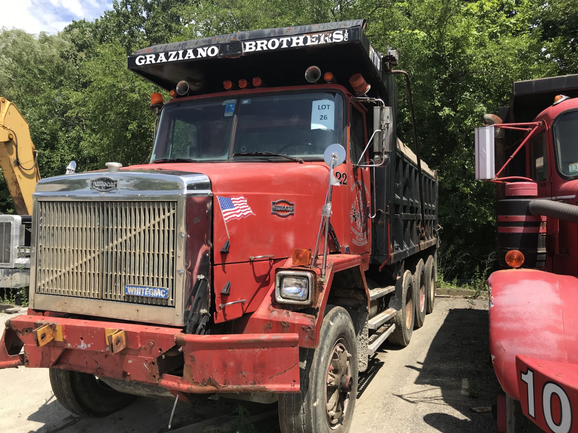 1988 AUTO CAR TRI AXLE DUMP, ODOM. 154,310, VIN 4V25MBJE4JU501337, TITLE - Image 2 of 3