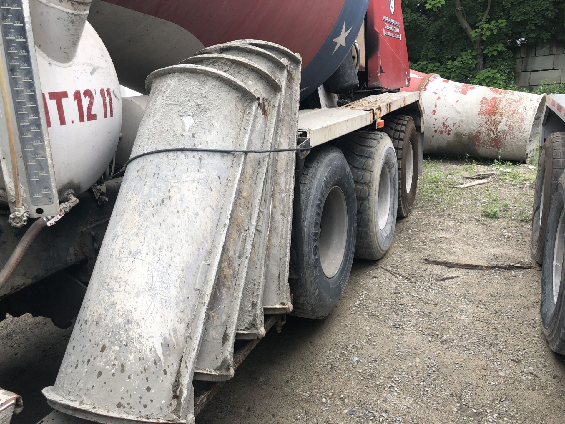 1999 OSHKOSH FRONT DISCHARGE CEMENT MIXER, 4 AXLE, 8 WHEEL, 6X6, CAT C-10, ALLISON HT740, 11 CY, - Image 6 of 11