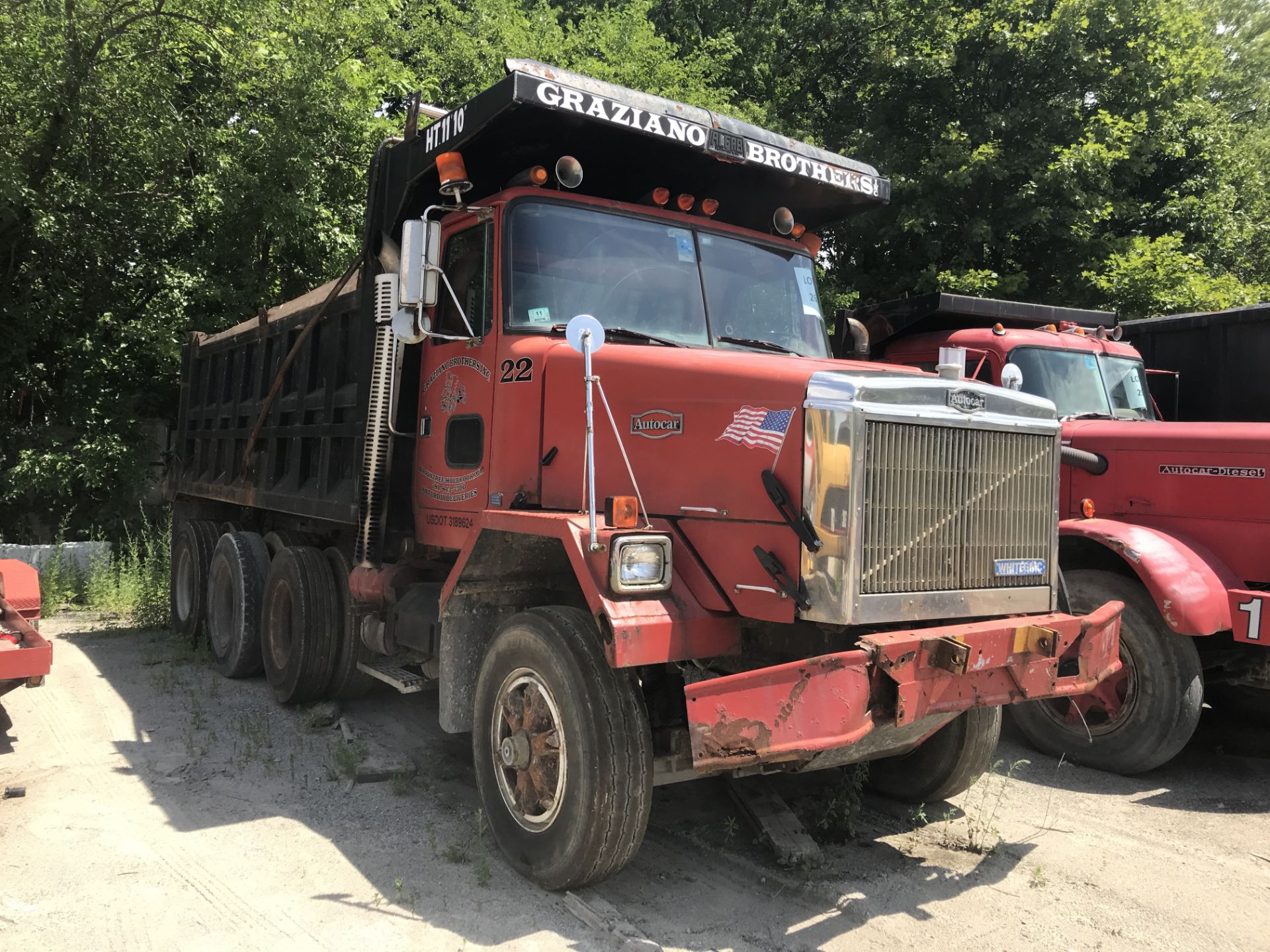 1988 AUTO CAR TRI AXLE DUMP, ODOM. 154,310, VIN 4V25MBJE4JU501337, TITLE