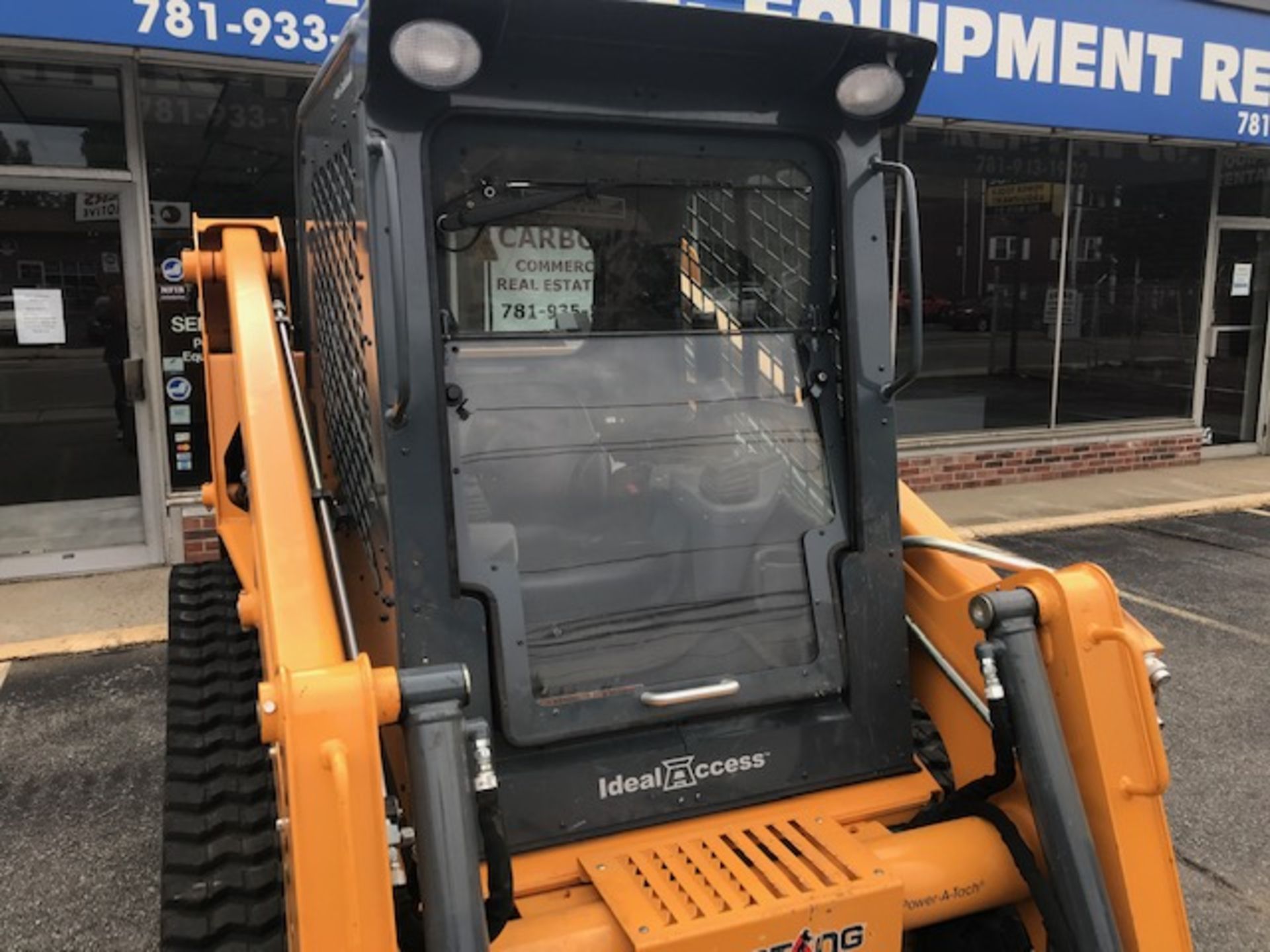 2018 MUSTANG TRACK SKID STEER #2150RT LOADER, HOURS 187, DELUXE AIR RIDE SUSPENSION, HEAT, A/C, SELF - Image 10 of 13