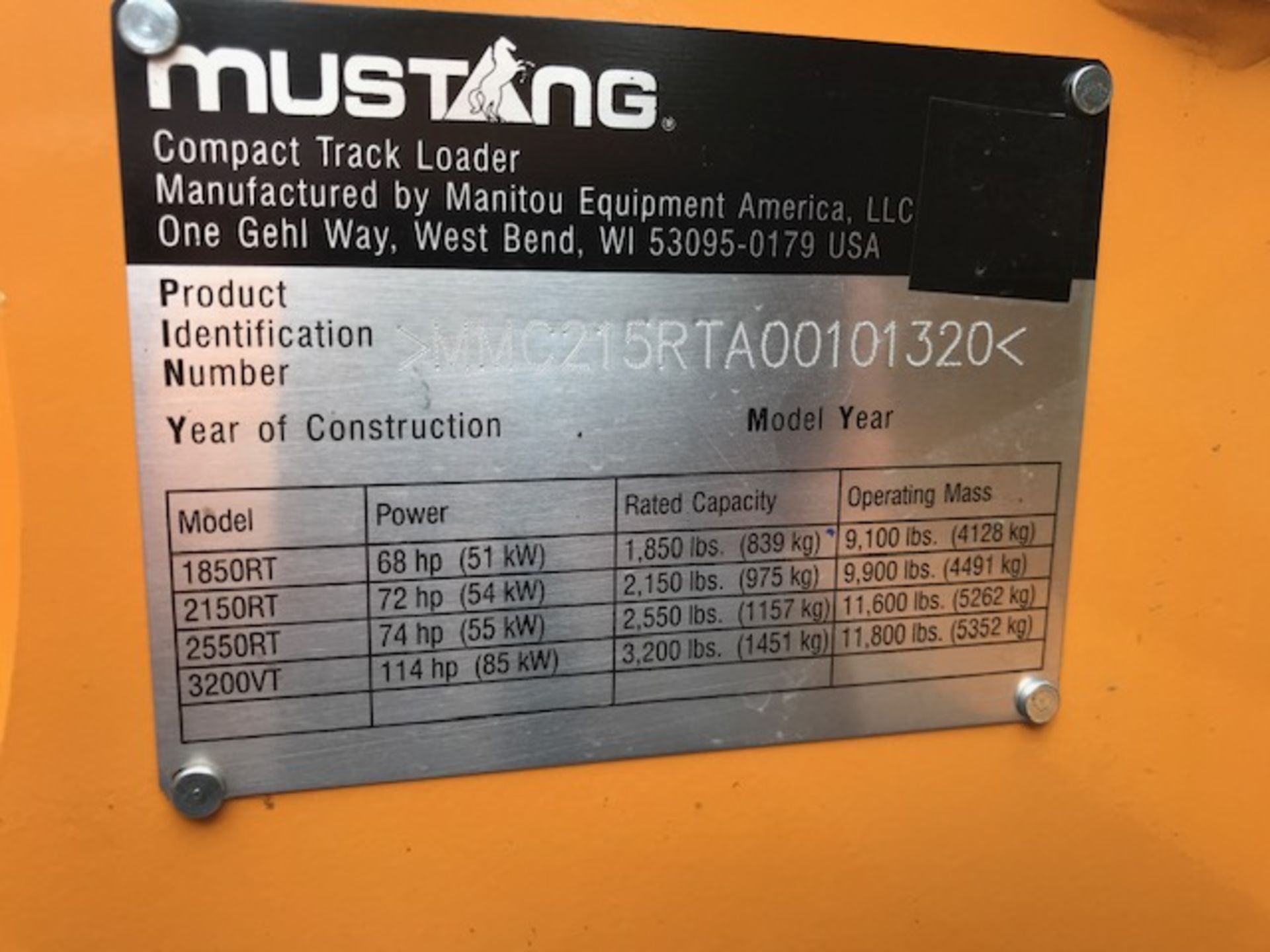 2018 MUSTANG TRACK SKID STEER #2150RT LOADER, HOURS 187, DELUXE AIR RIDE SUSPENSION, HEAT, A/C, SELF - Image 9 of 13