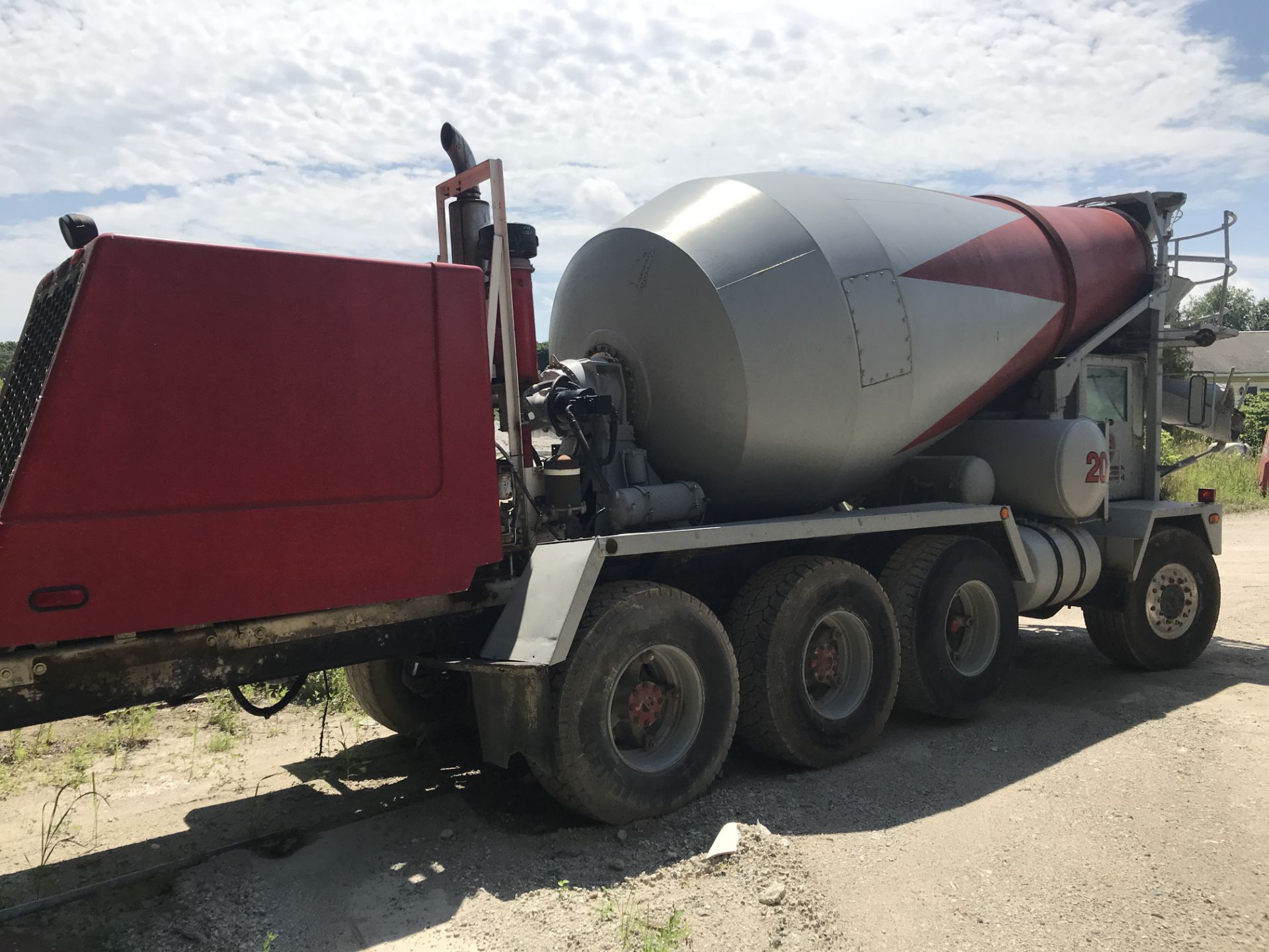 1981 ADVANCE FRONT DISCHARGE CEMENT MIXER, 4 AXLE, 8 WHEEL, 6X6, CUMMINS L-10, ALLISON HT740, - Image 10 of 10