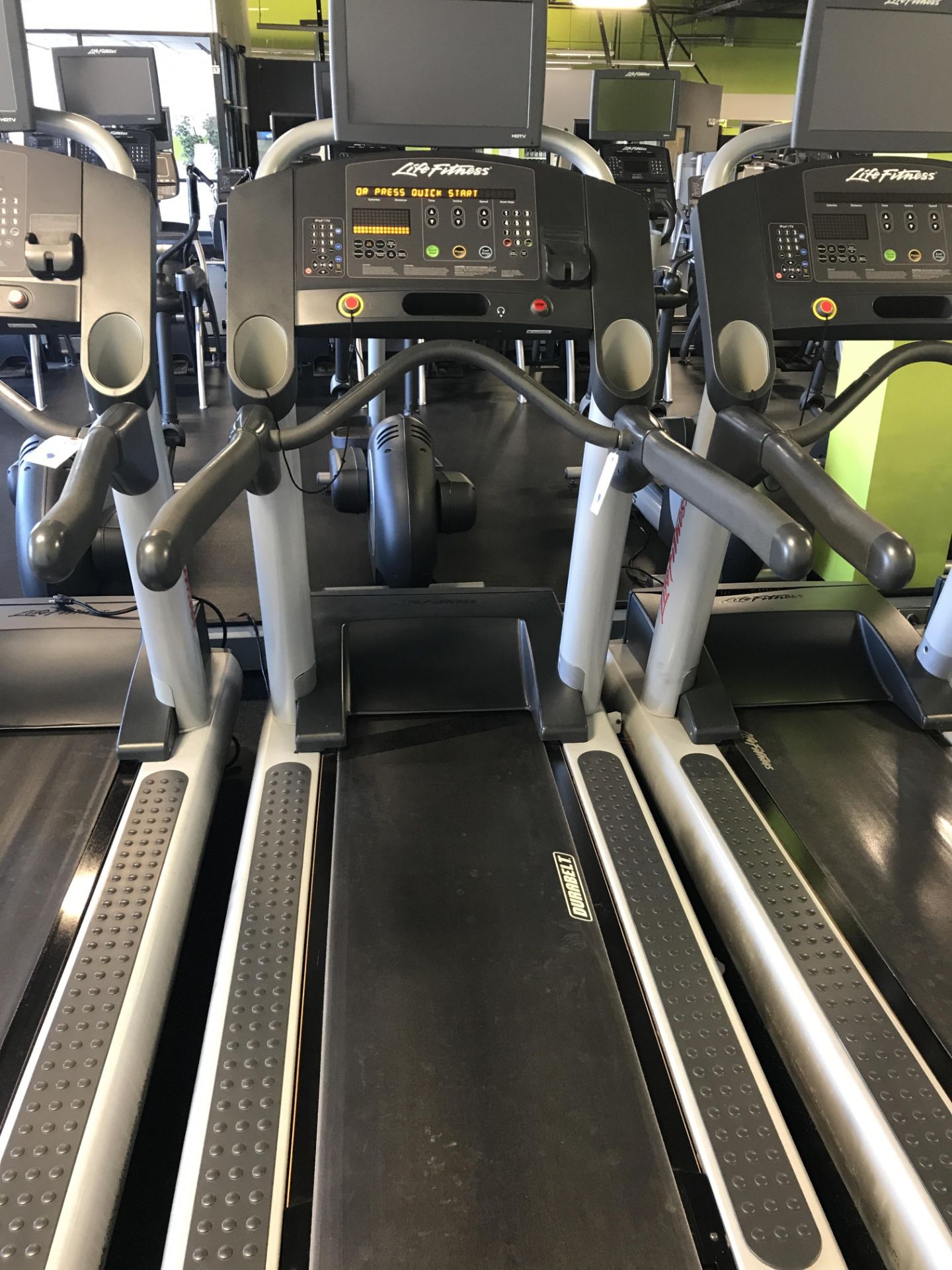 Life Fitness Flex Deck Treadmill #CLSTDMLXX (See Pic for Info Plate) w/Programmable Controls,
