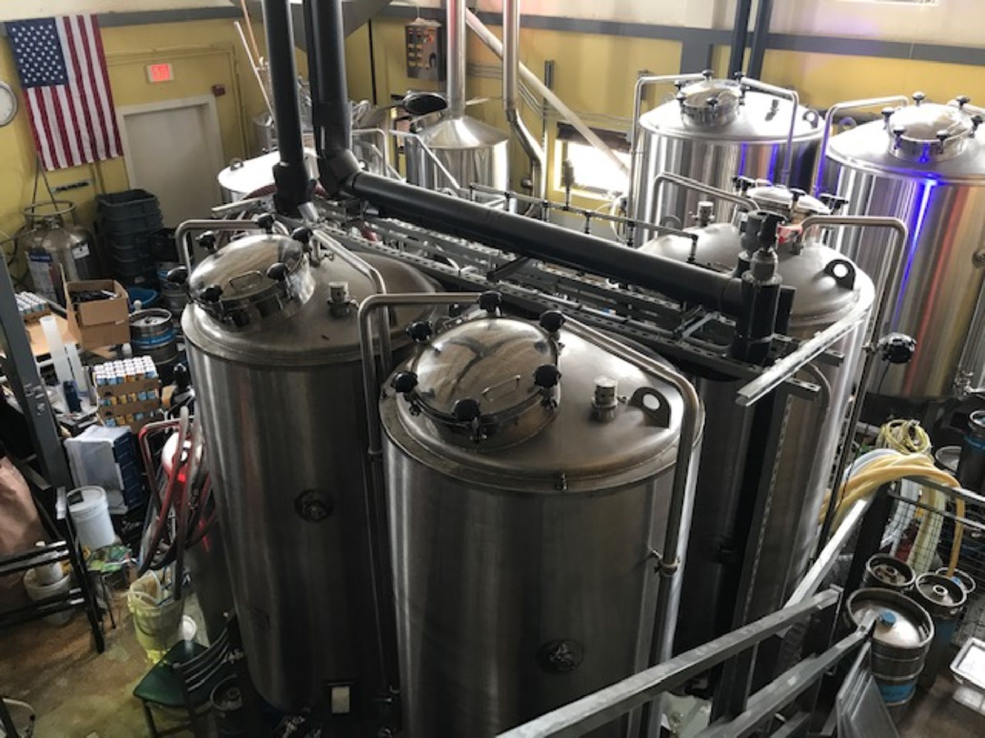 PICTURE PREVIEW BREWERY EQUIP - CANNING LINE - LABELER - (500) KEGS - TAP ROOM & KITCHEN EQUIP - Image 4 of 24