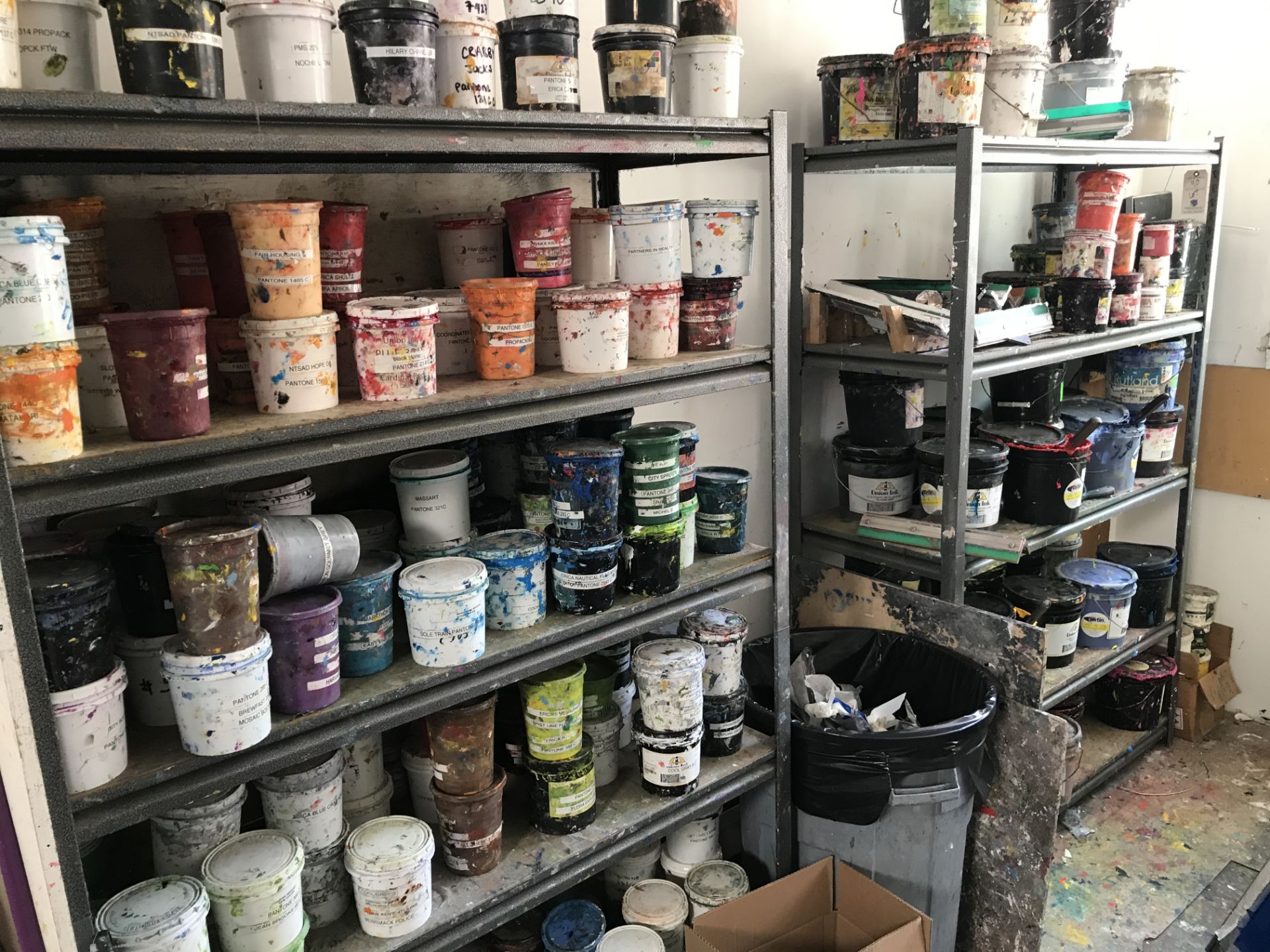 {LOT} Screen Ink & 2 Sections Of Shelving