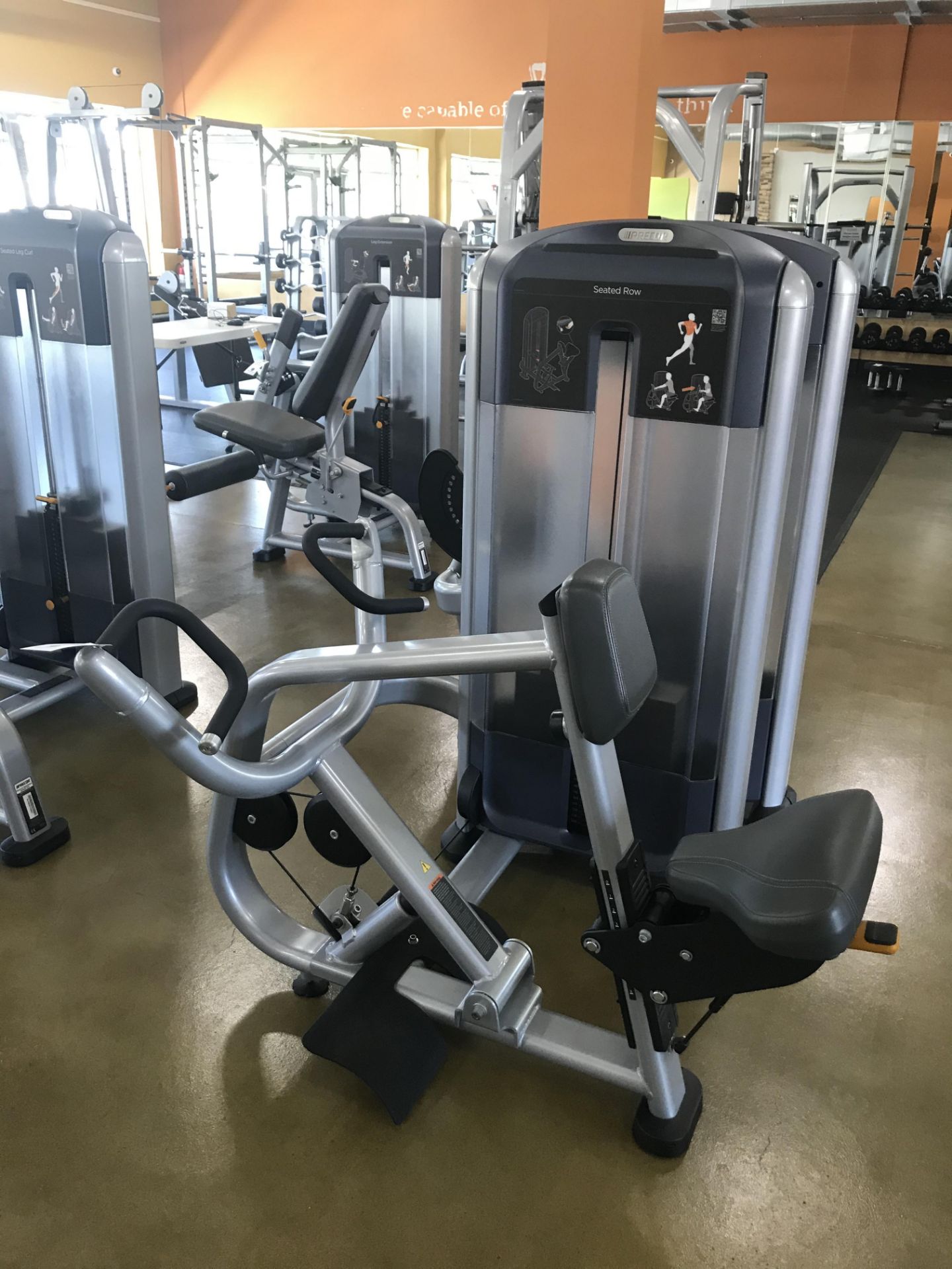 Precor Discovery Series Selectorized Line Seated Row Model DSL0310 S/N BA65D05160003