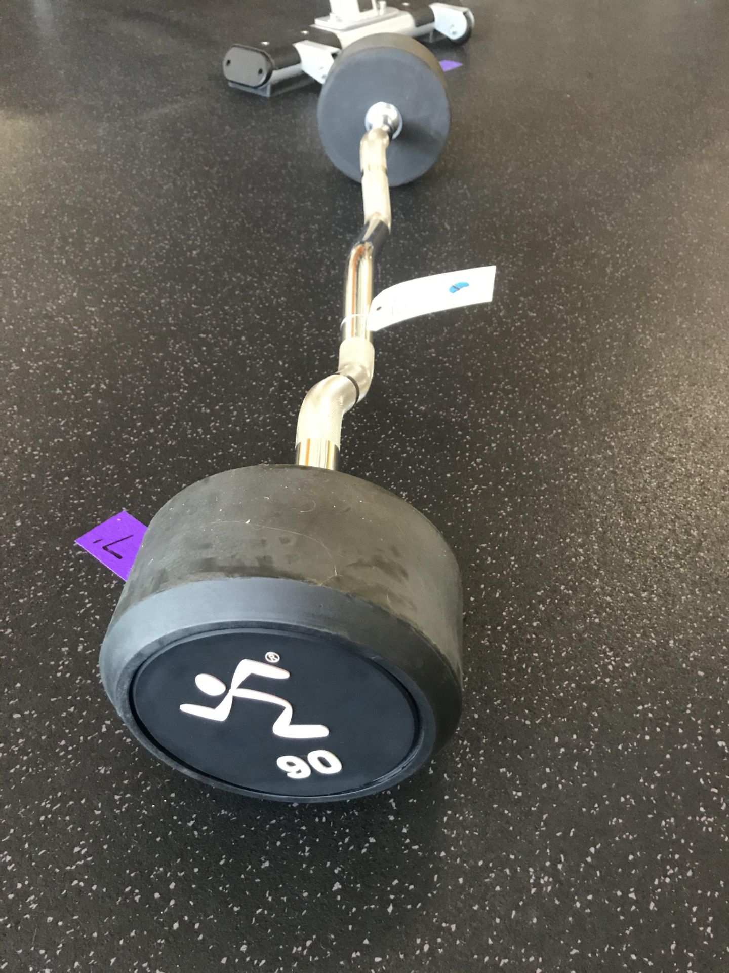 (1) 90lb Curling Bar