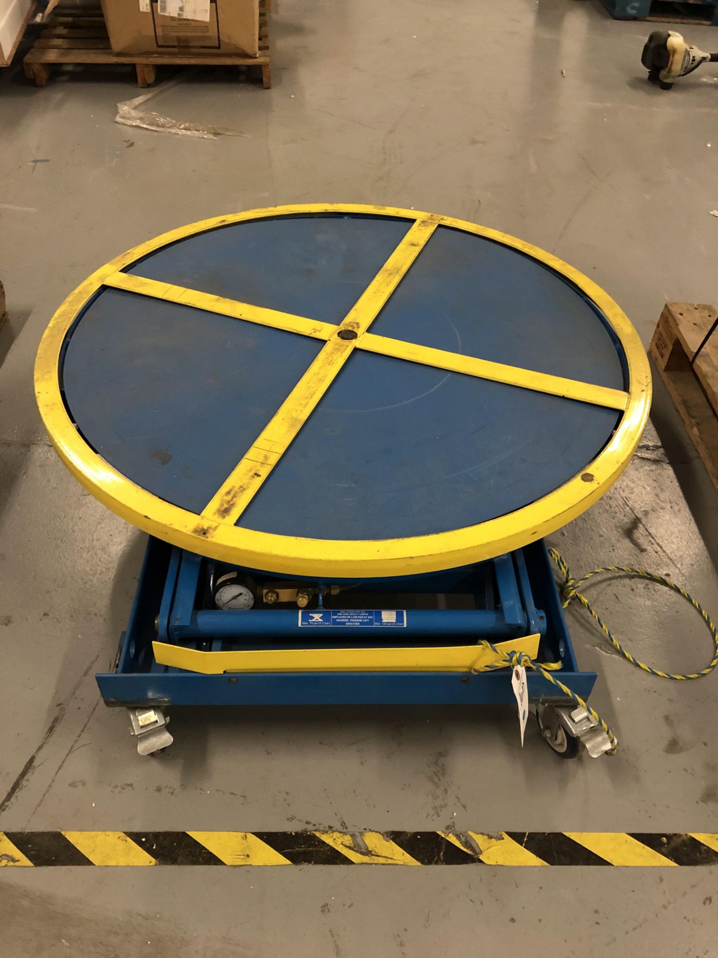 Pneumatic Portable EX Loader Turn Table