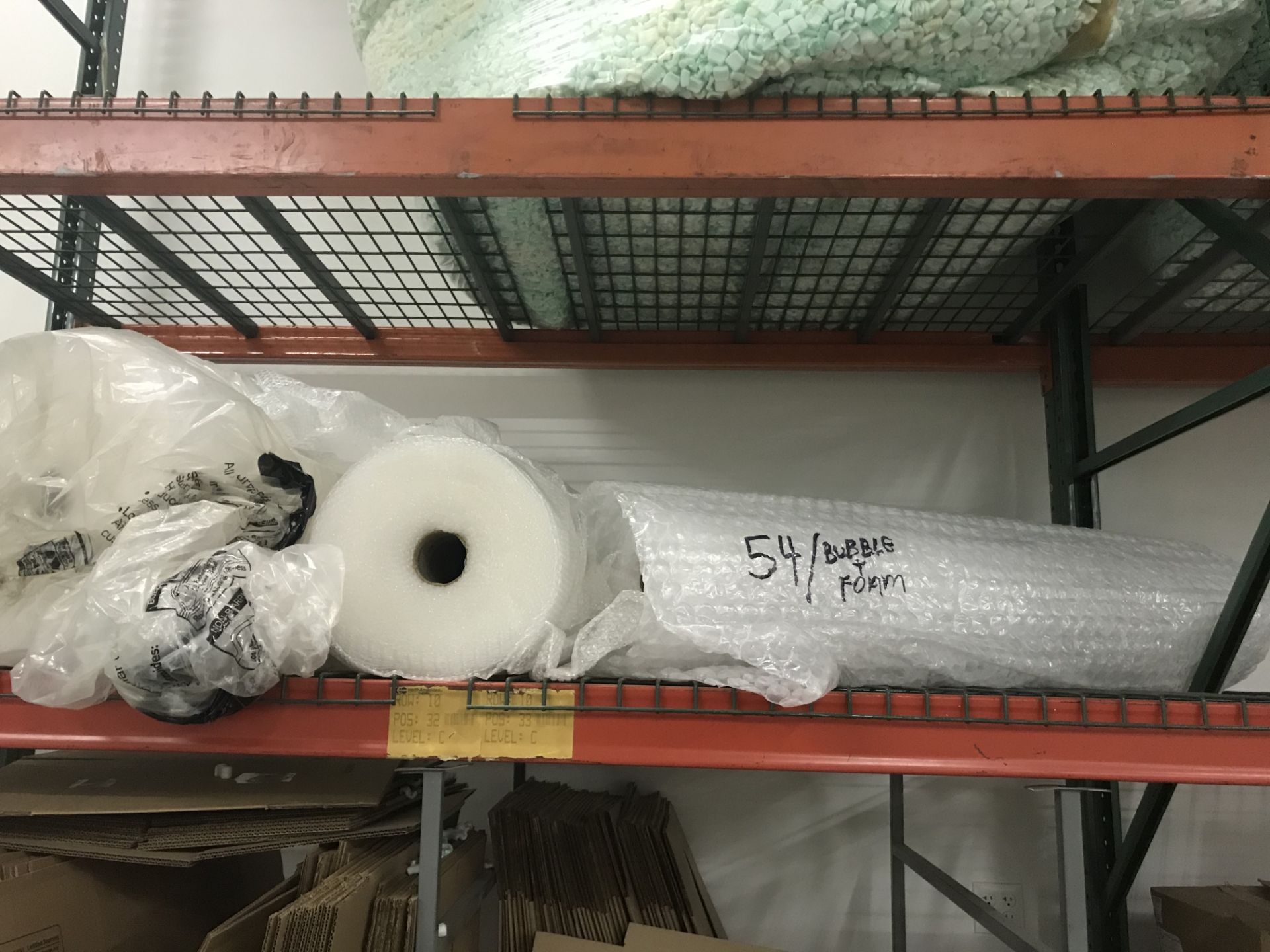 (Lot) Bubble Wrap & Foam Rolls