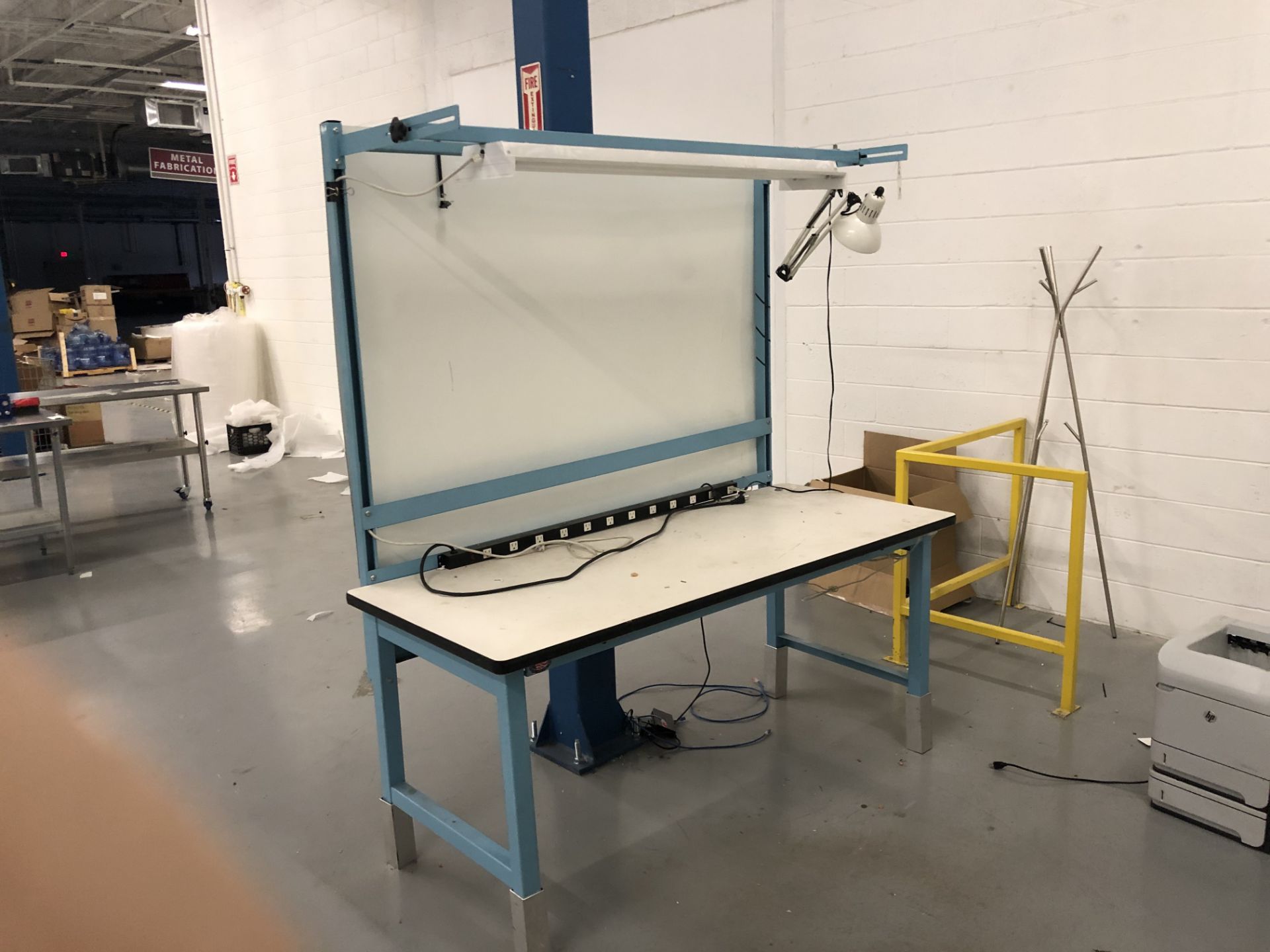 6' Work Bench w/ Overhead Light & Power Bar