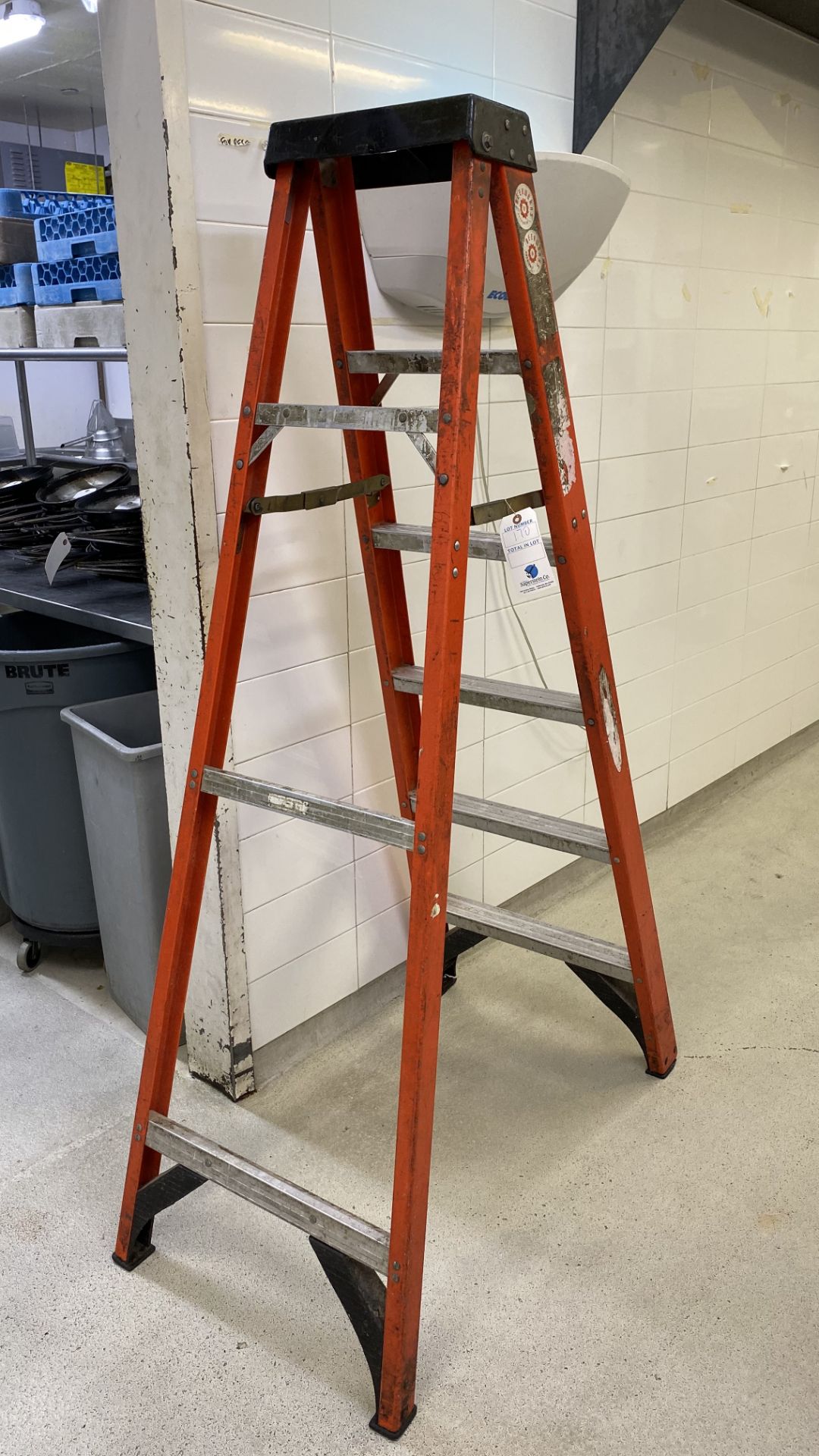 6' Fiberglass Step Ladder