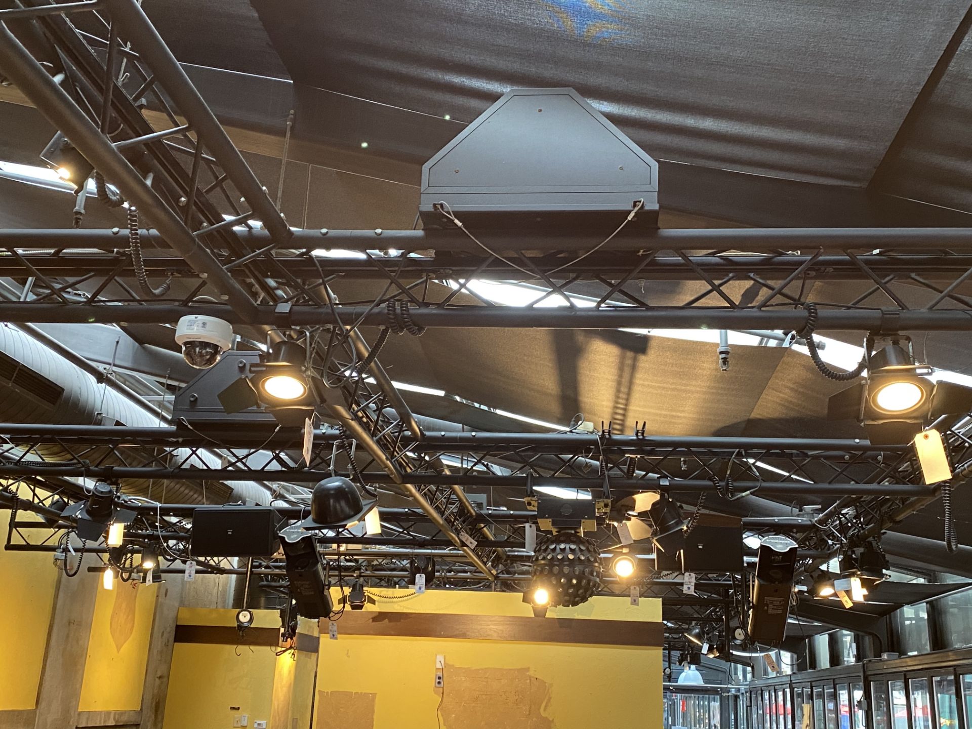 Approx. 32'L x 17'W Painted Aluminum Ceiling Mounted Truss System (MUST BE TAKEN DOWN IN WORKMANLIKE