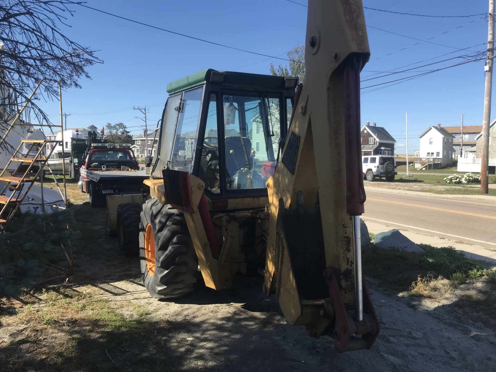 JCB 4x4 Loader Backhoe, 5715 Hours, 7' Bucket