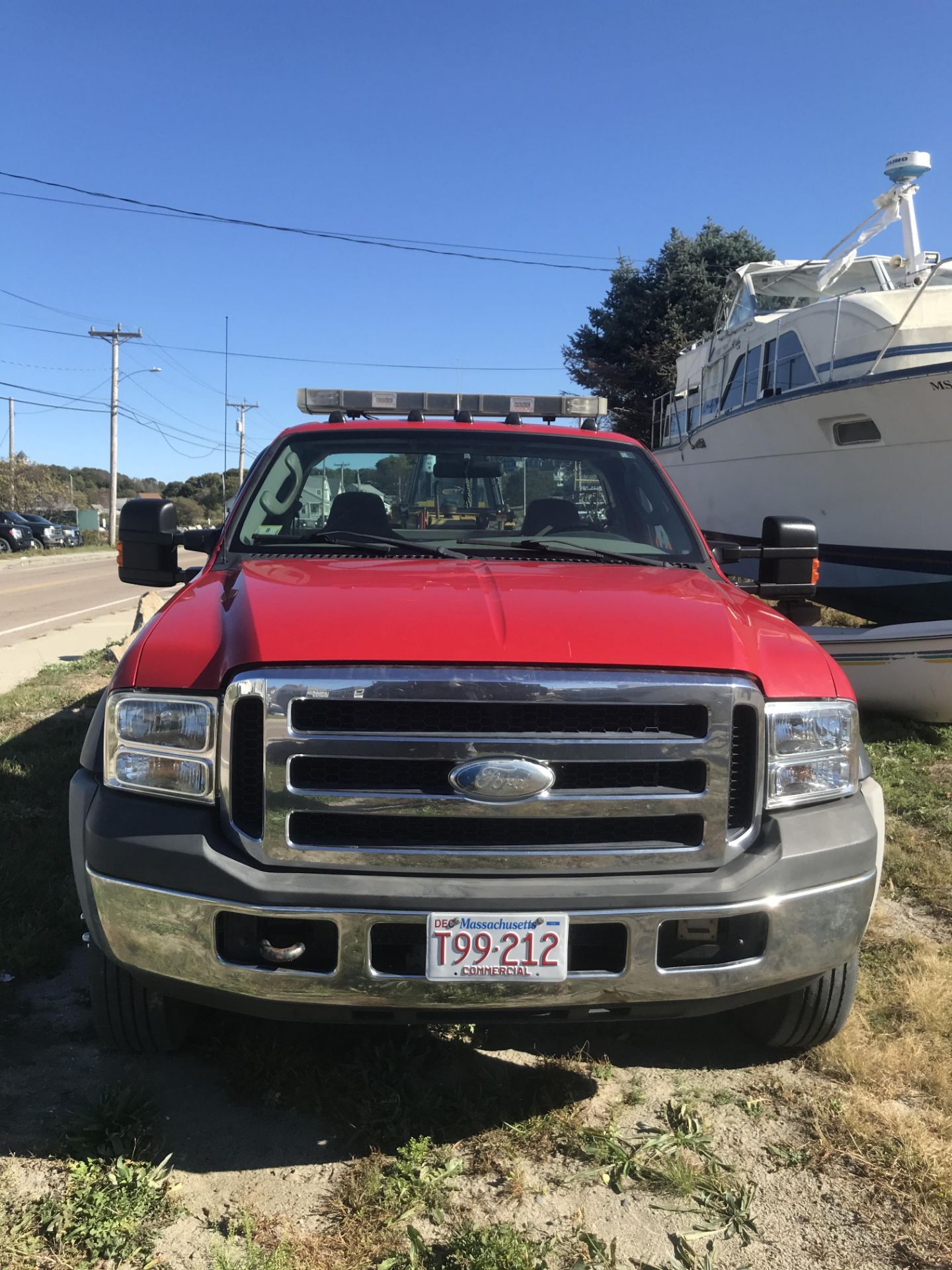 2007 Ford F550 XLT, Power Stroke Diesel V8, 6 Wheel, 4x4,Ramp Truck, Jerrdan 19' Aluminum Deck ... - Image 4 of 8