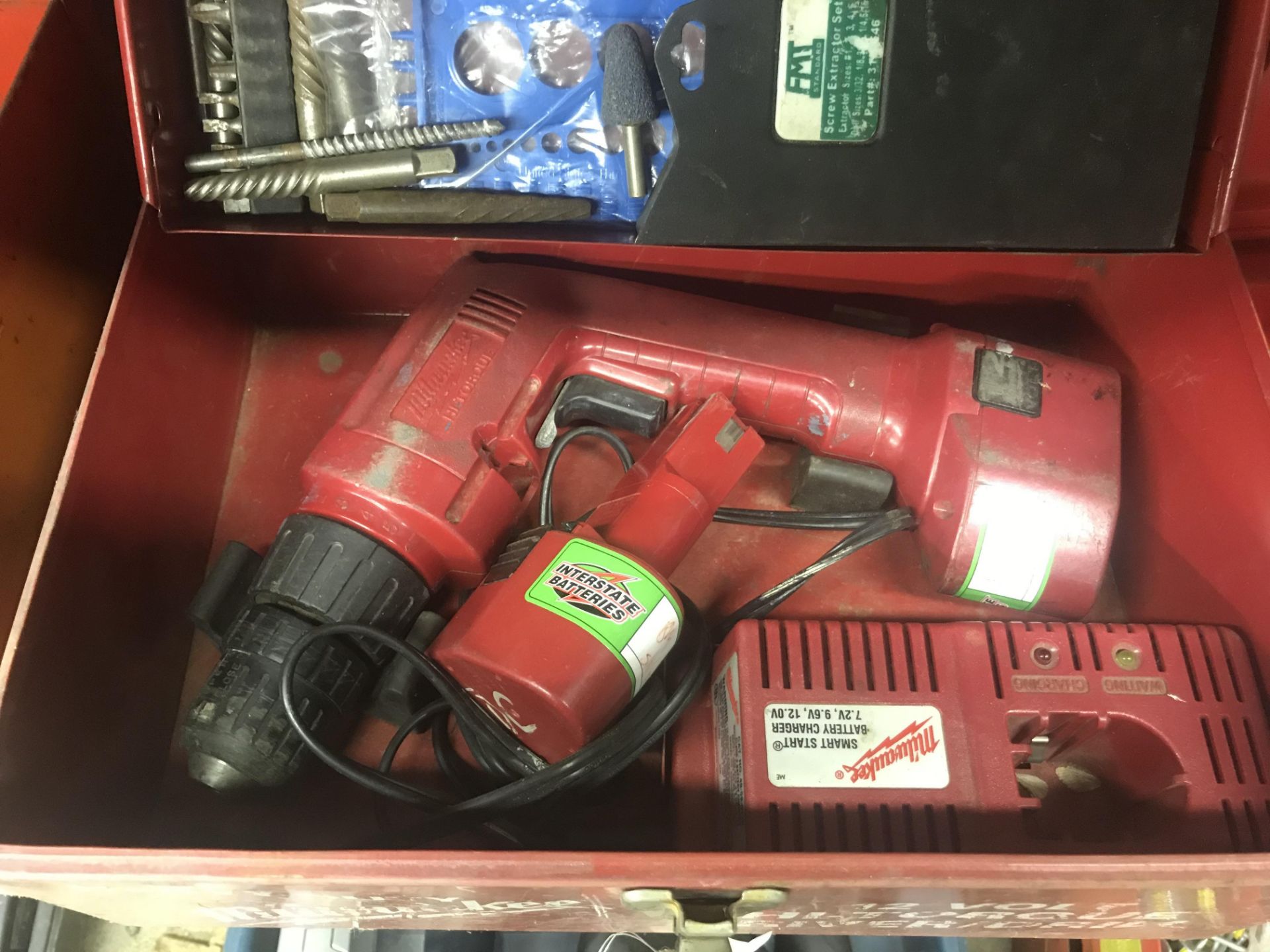 Milwaukee 12v Drill Driver w/ Battery and Charger