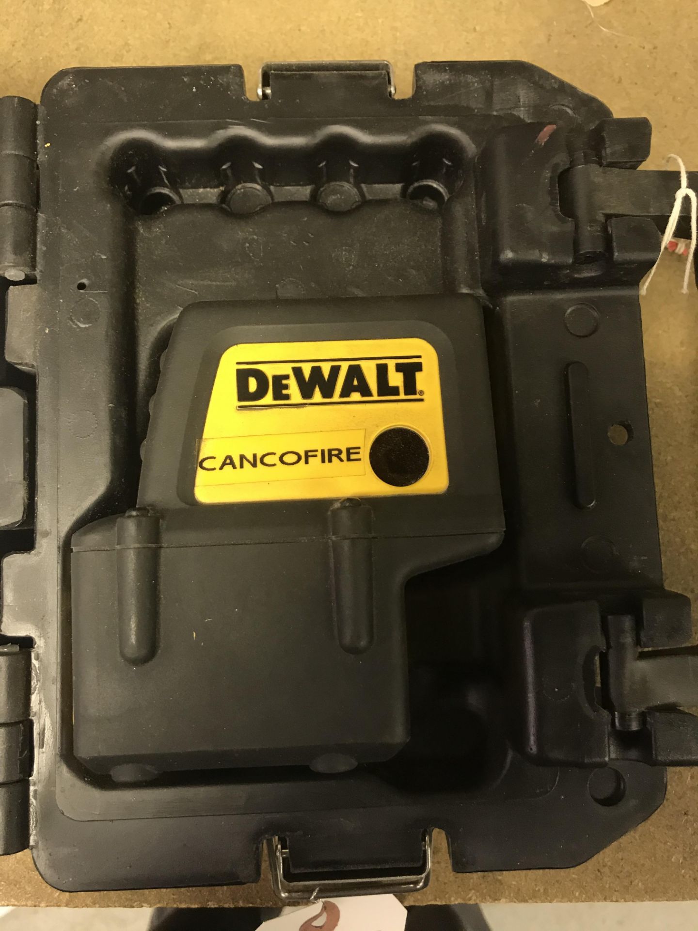 Dewalt #DW084 Self Leveling Plum & Square 4 Beam Laser w/Case