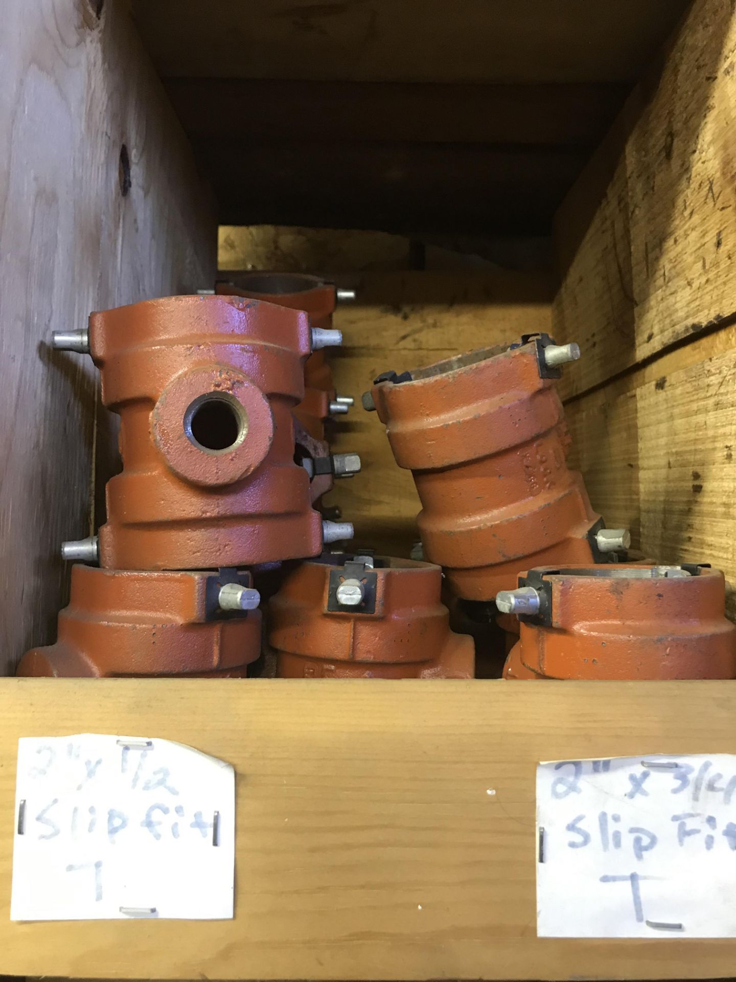 {LOT} Lg. Qty of Victaulic Valves, Couplings, Reducing T's, Clamps, Cross Tee's, Caps, Drains, - Image 9 of 9