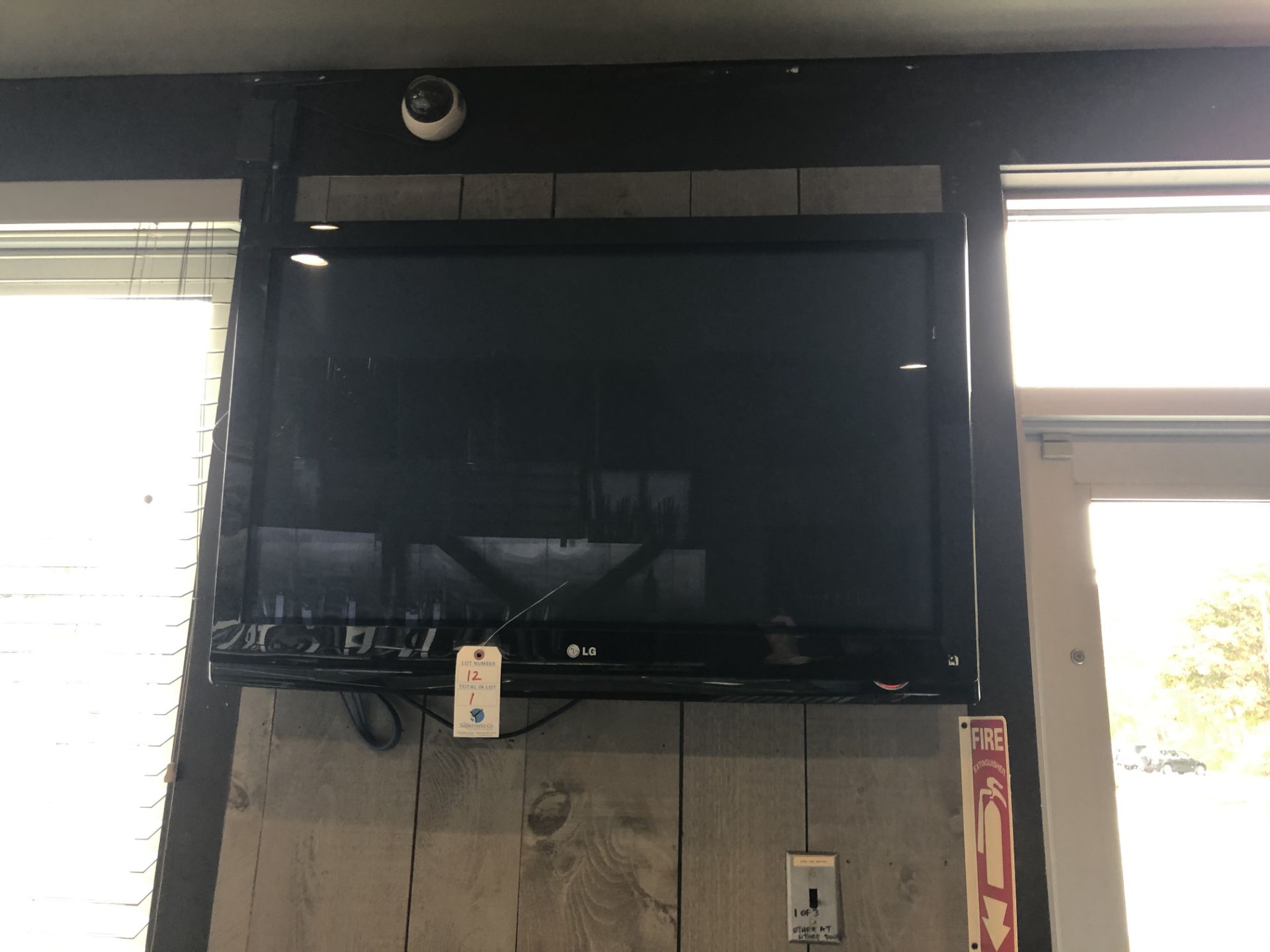 LG 52" Wall Mounted Flat Panel TV