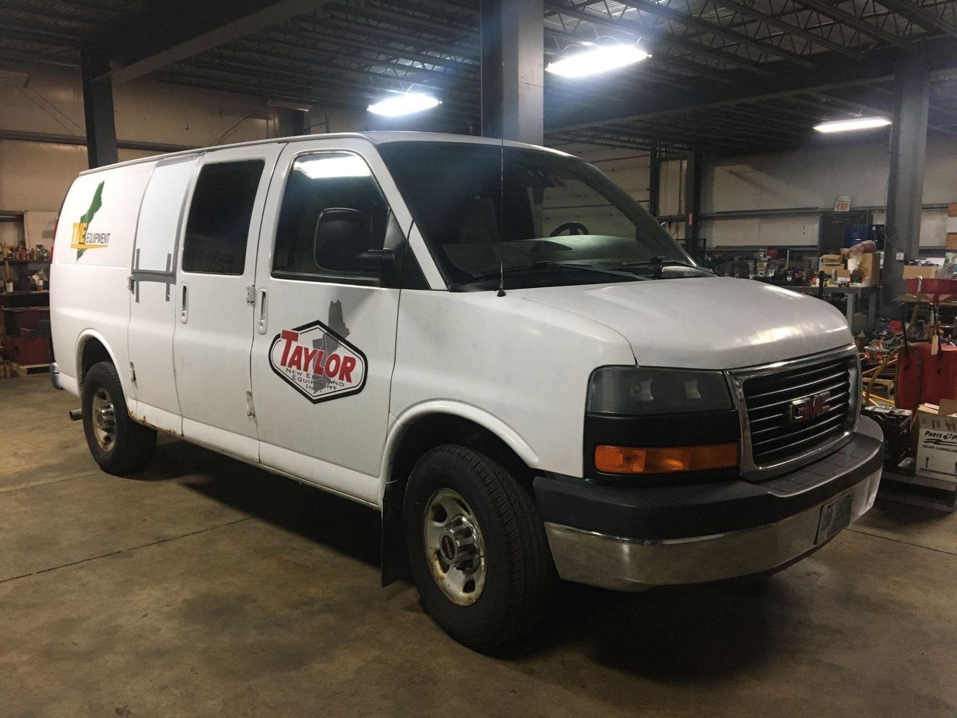 2006 GMC Savana Cargo Van - Image 3 of 28