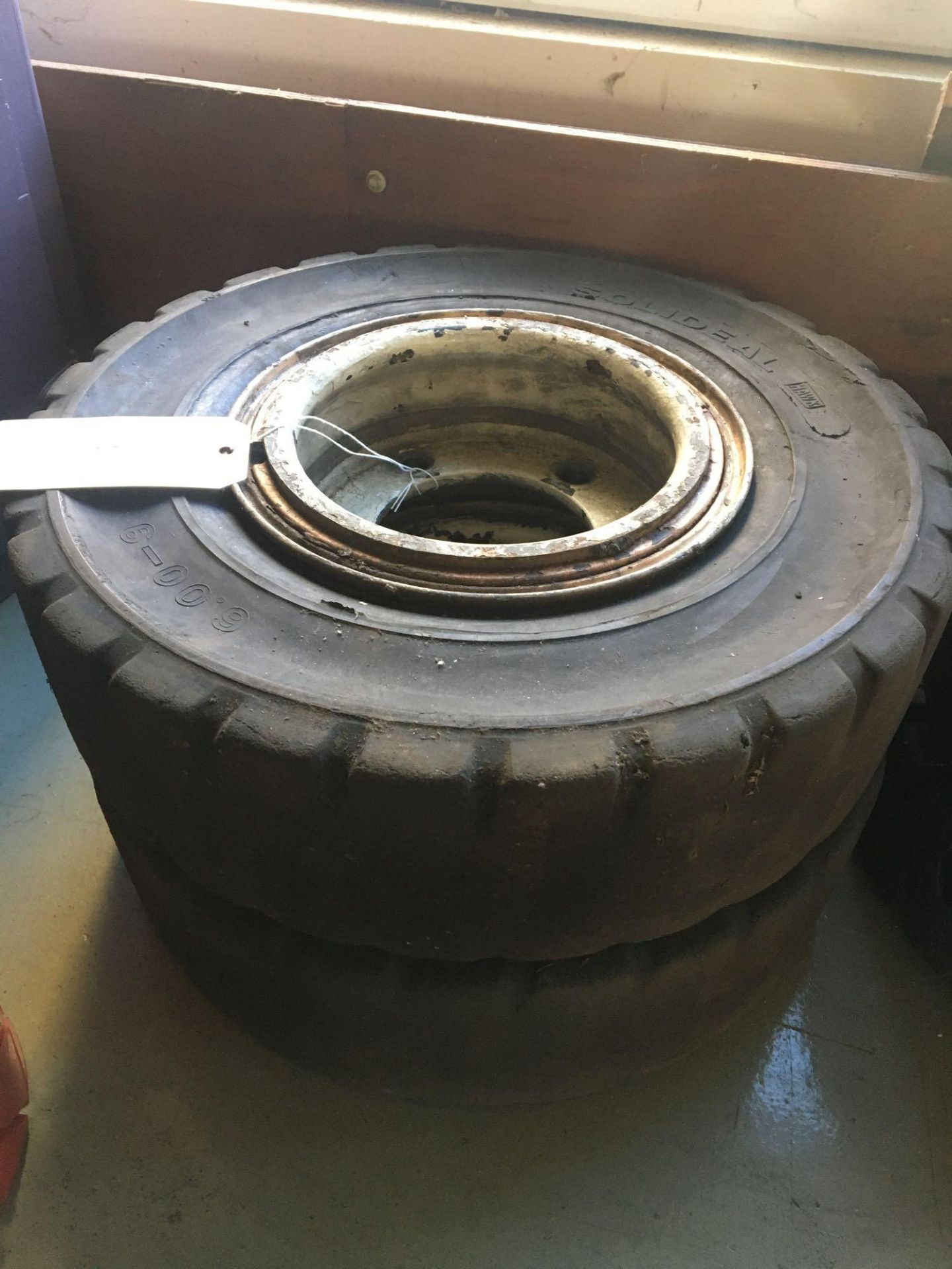 Pair of Tires: Hawk Solideal 6.00-9 with hub