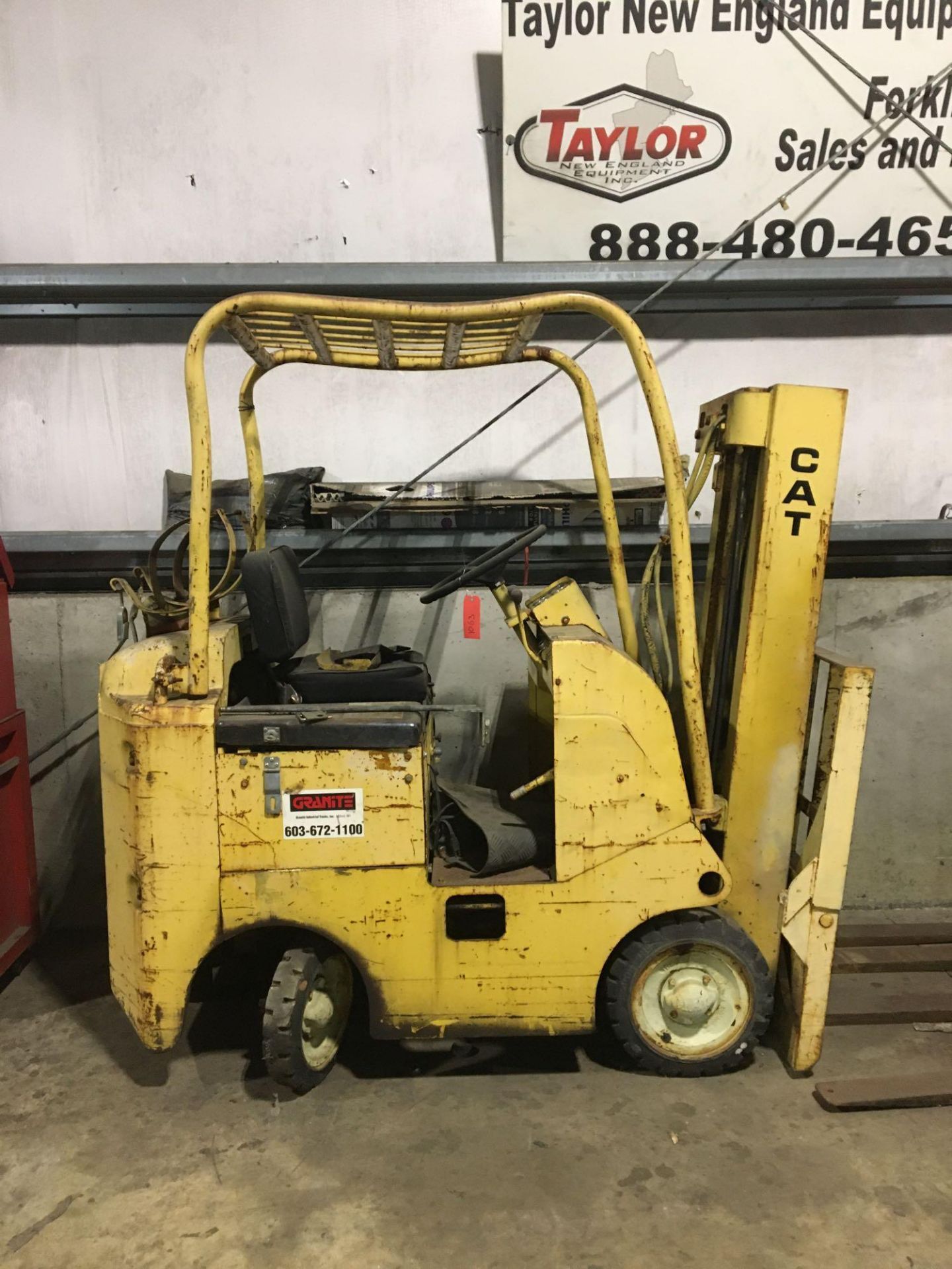 Propane Forklift, Caterpillar Parts Only