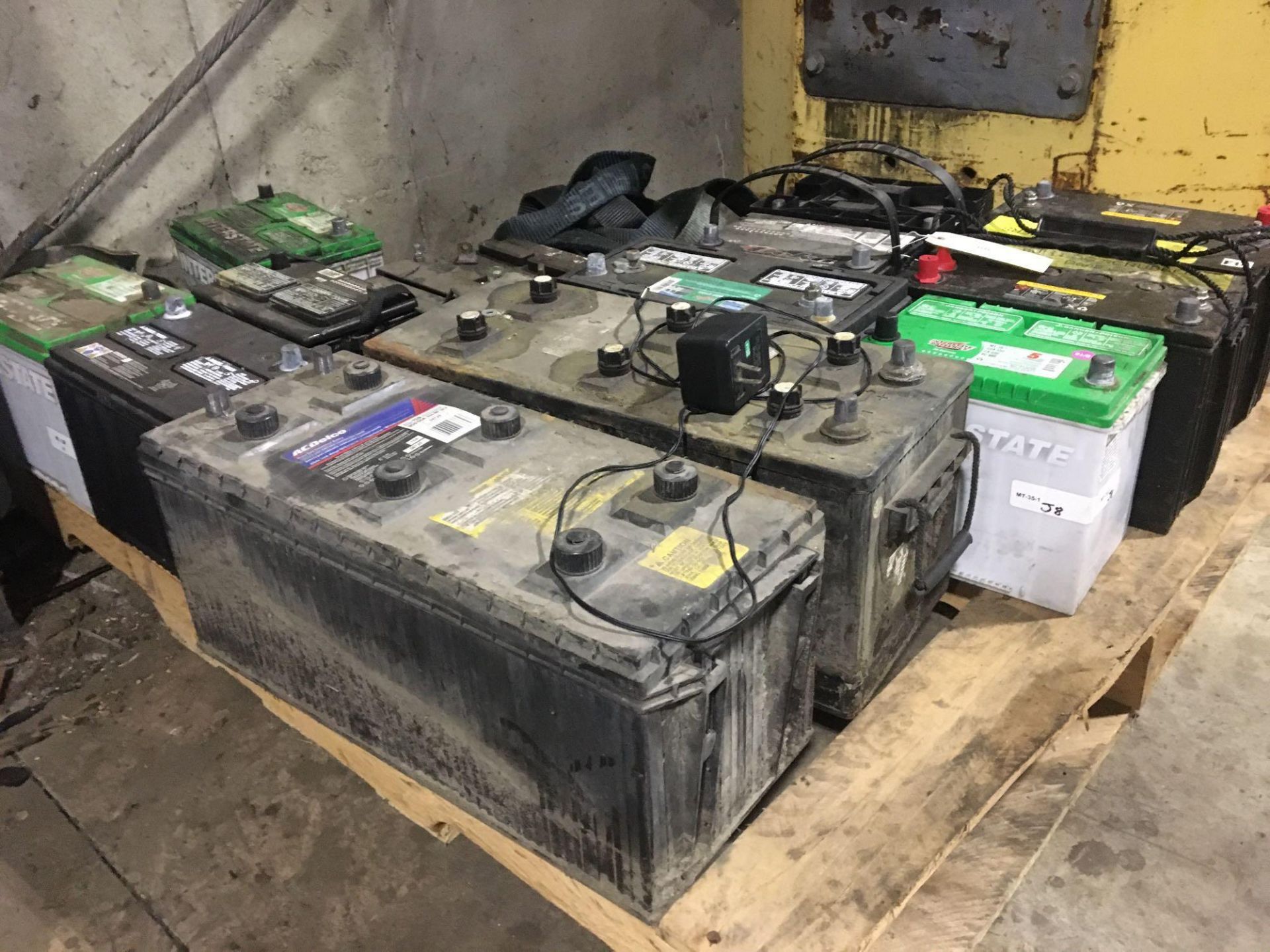 Pallet of Used Batteries - Image 3 of 3