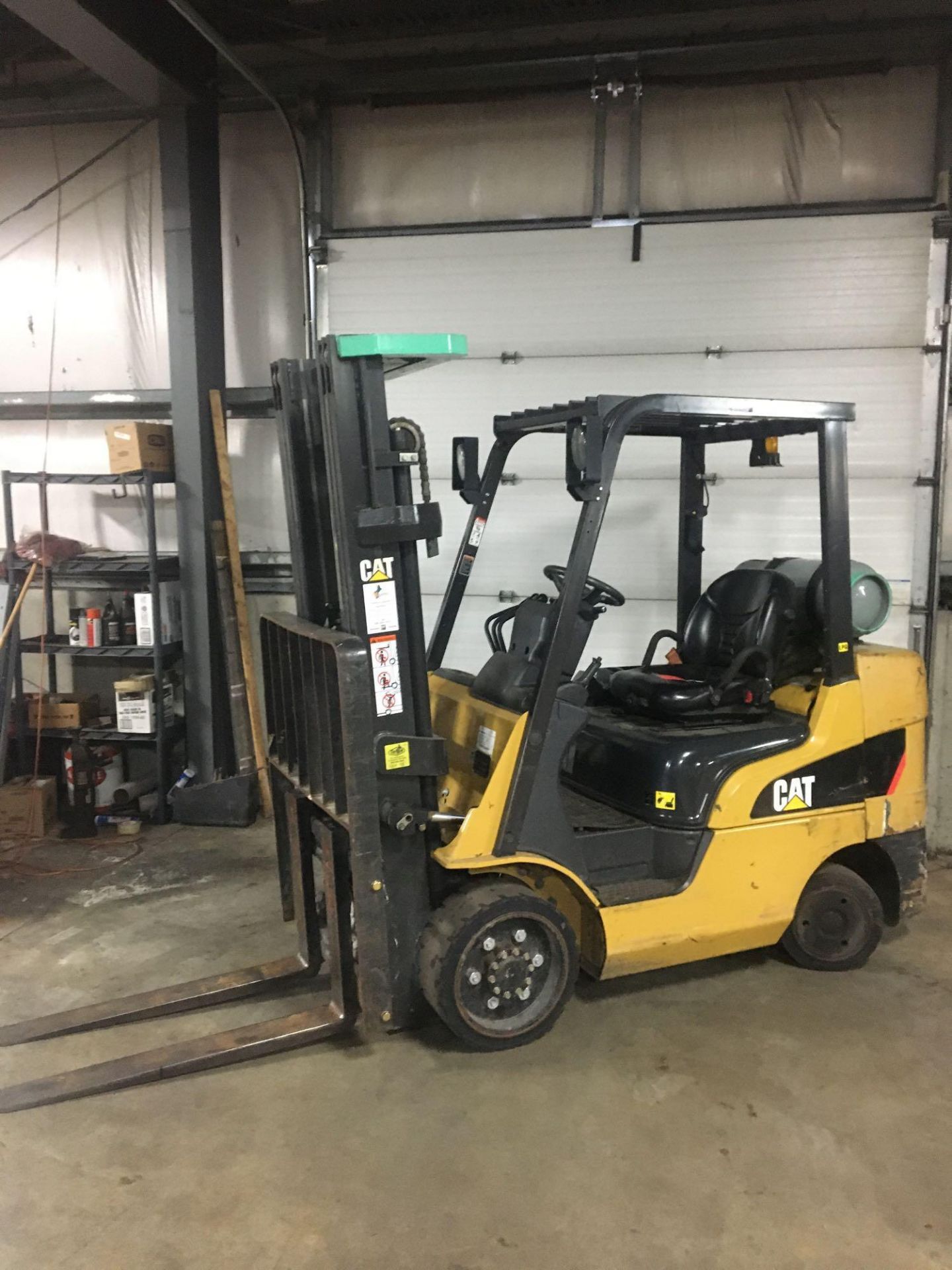 Propane Forklift, Caterpillar, 2C600, Max Ht 199", Max Cap 5150, Hrs 999 Started and Moved