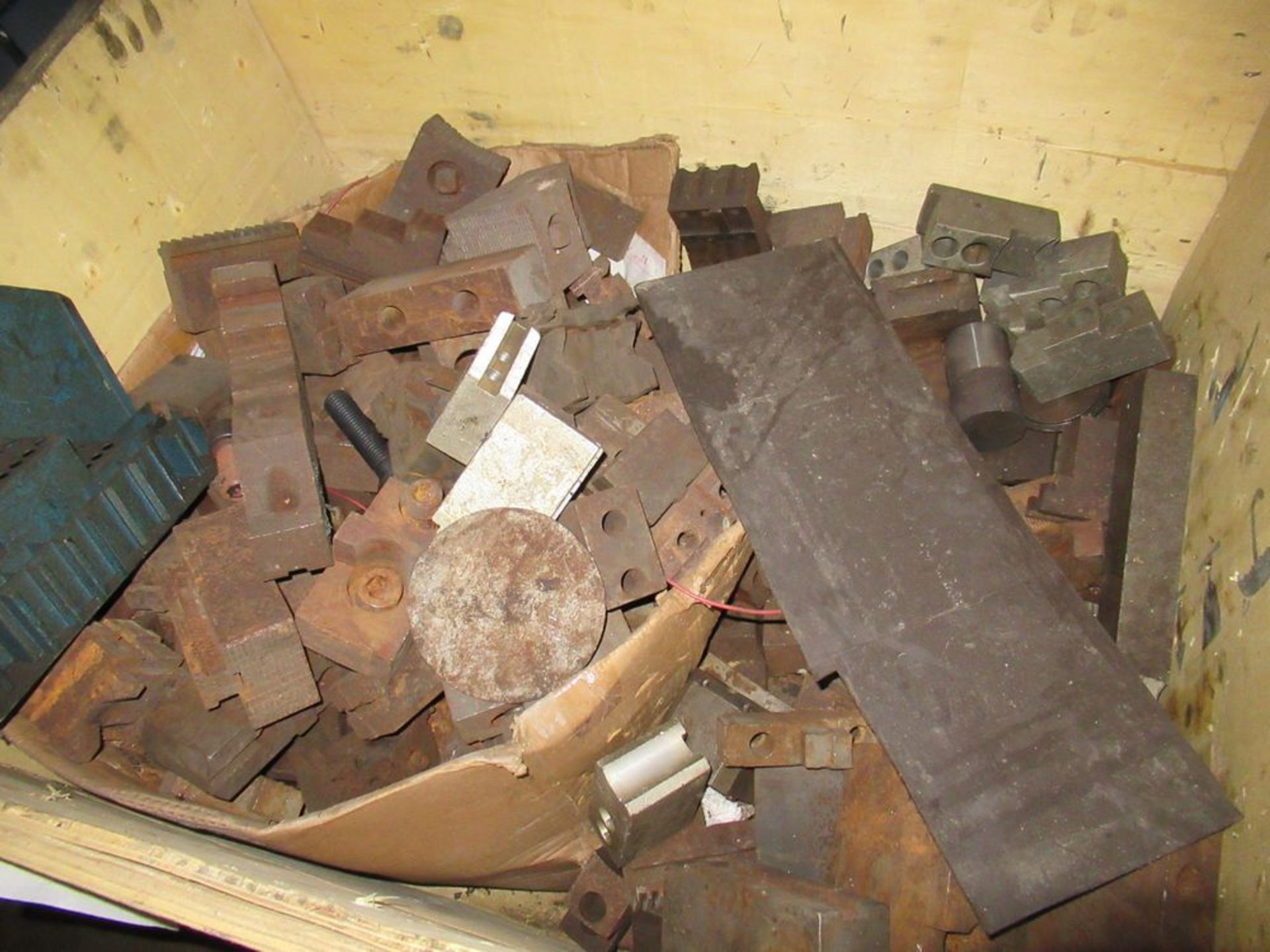 Lot. Machine Parts, Tooling, Hyd. Unit, Gears, Electrical ($50 Rigging Cost) - Image 4 of 7