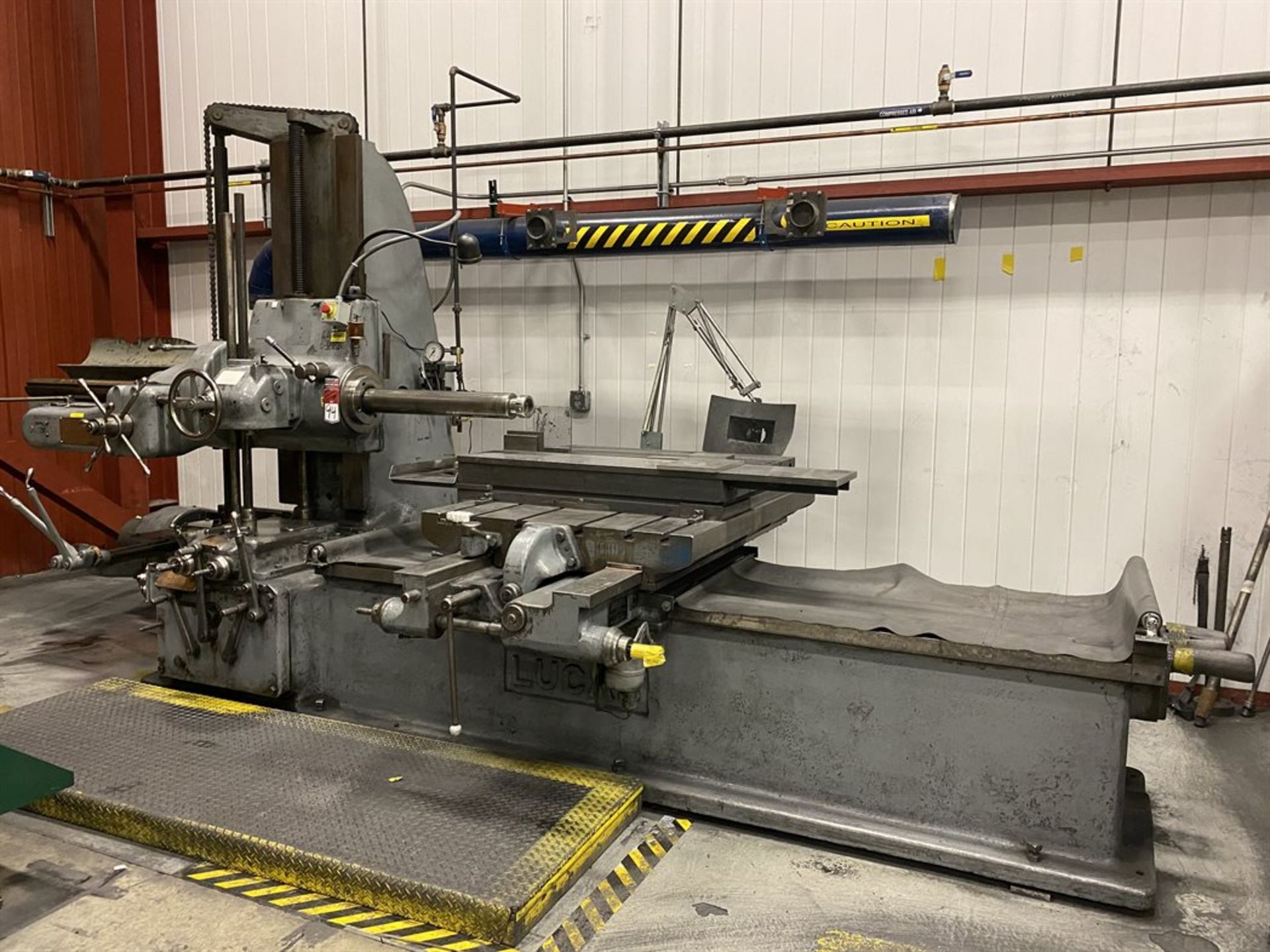 LUCAS NO 42 Horizontal Boring Mill S n 42 21 17 40 X 60 Table 36